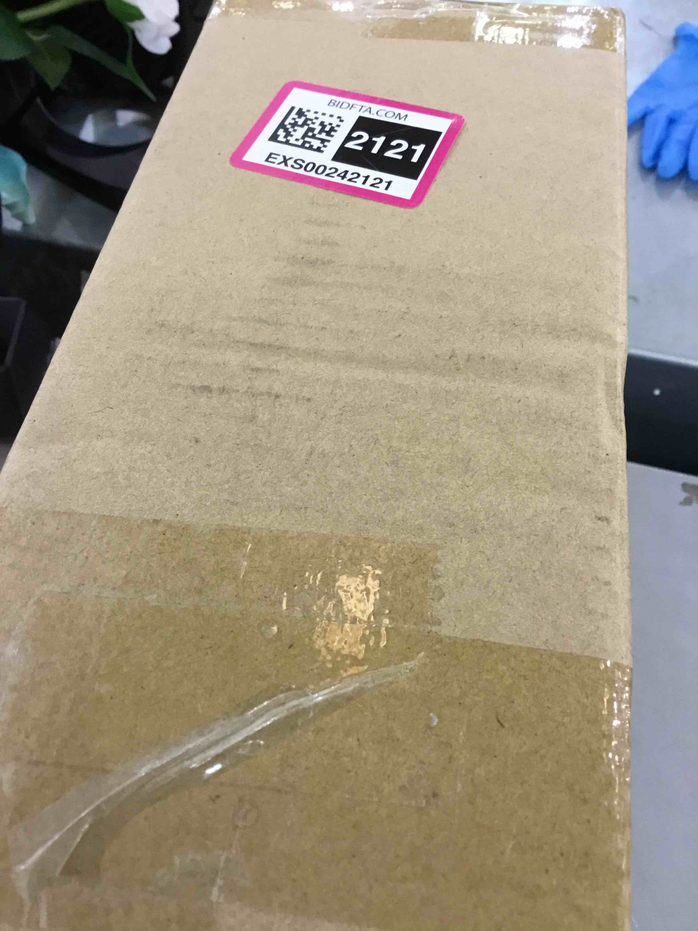 https://s3.amazonaws.com/lotting-images-prod/bidfta/EXS00242121_1685626237957.jpeg
