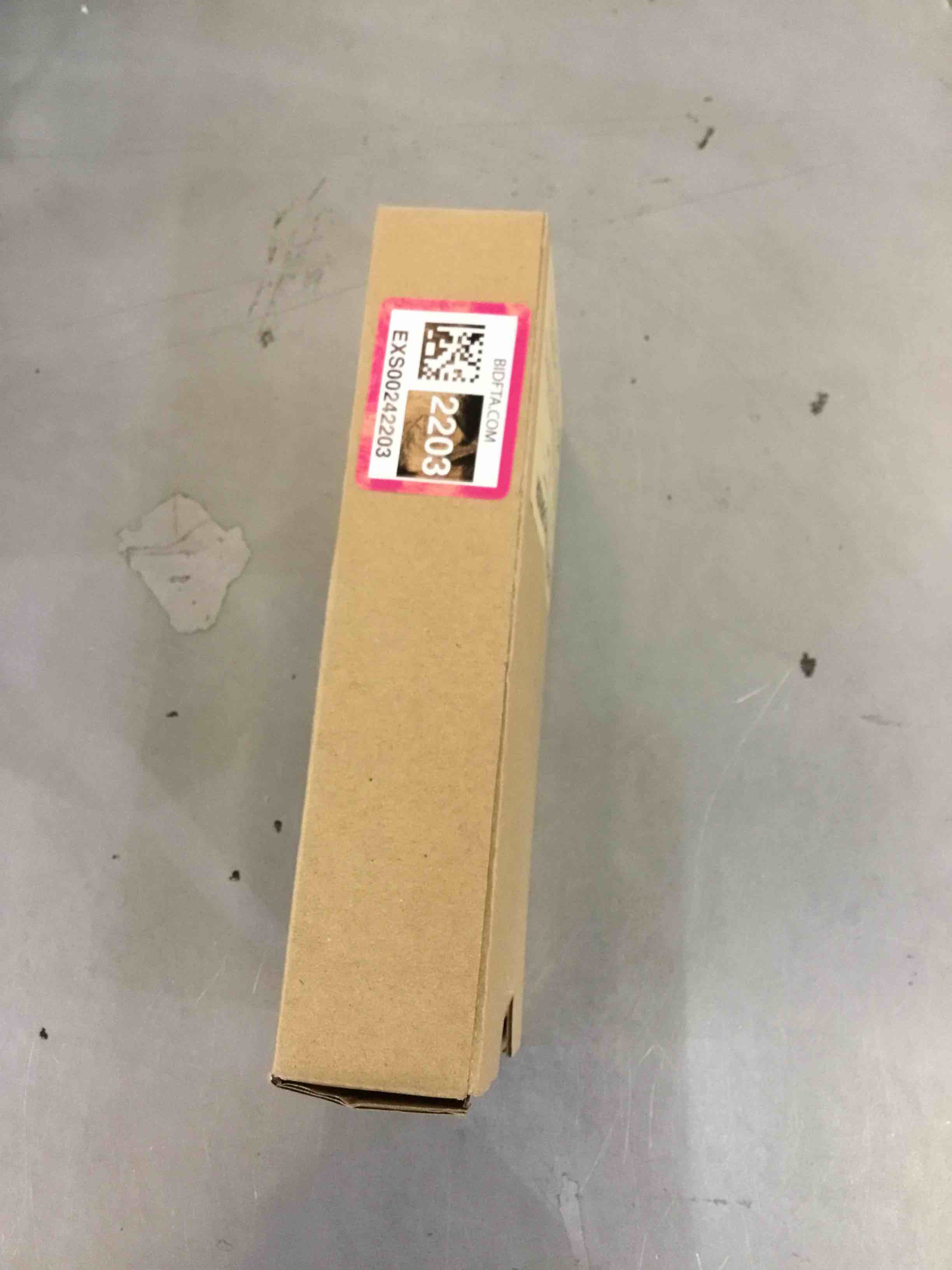 https://s3.amazonaws.com/lotting-images-prod/bidfta/EXS00242203_1685633825609.jpeg