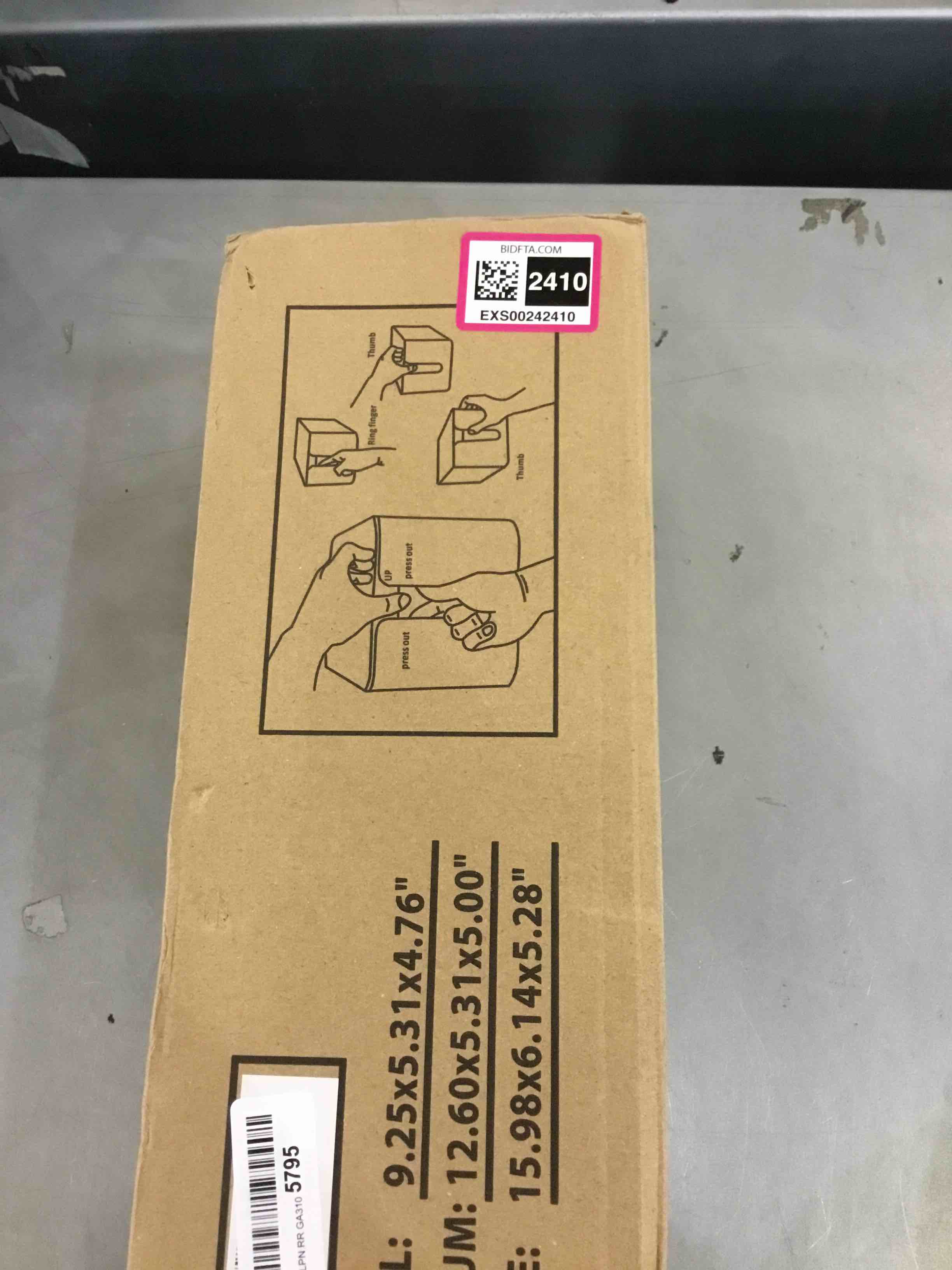 https://s3.amazonaws.com/lotting-images-prod/bidfta/EXS00242410_1685715633612.jpeg