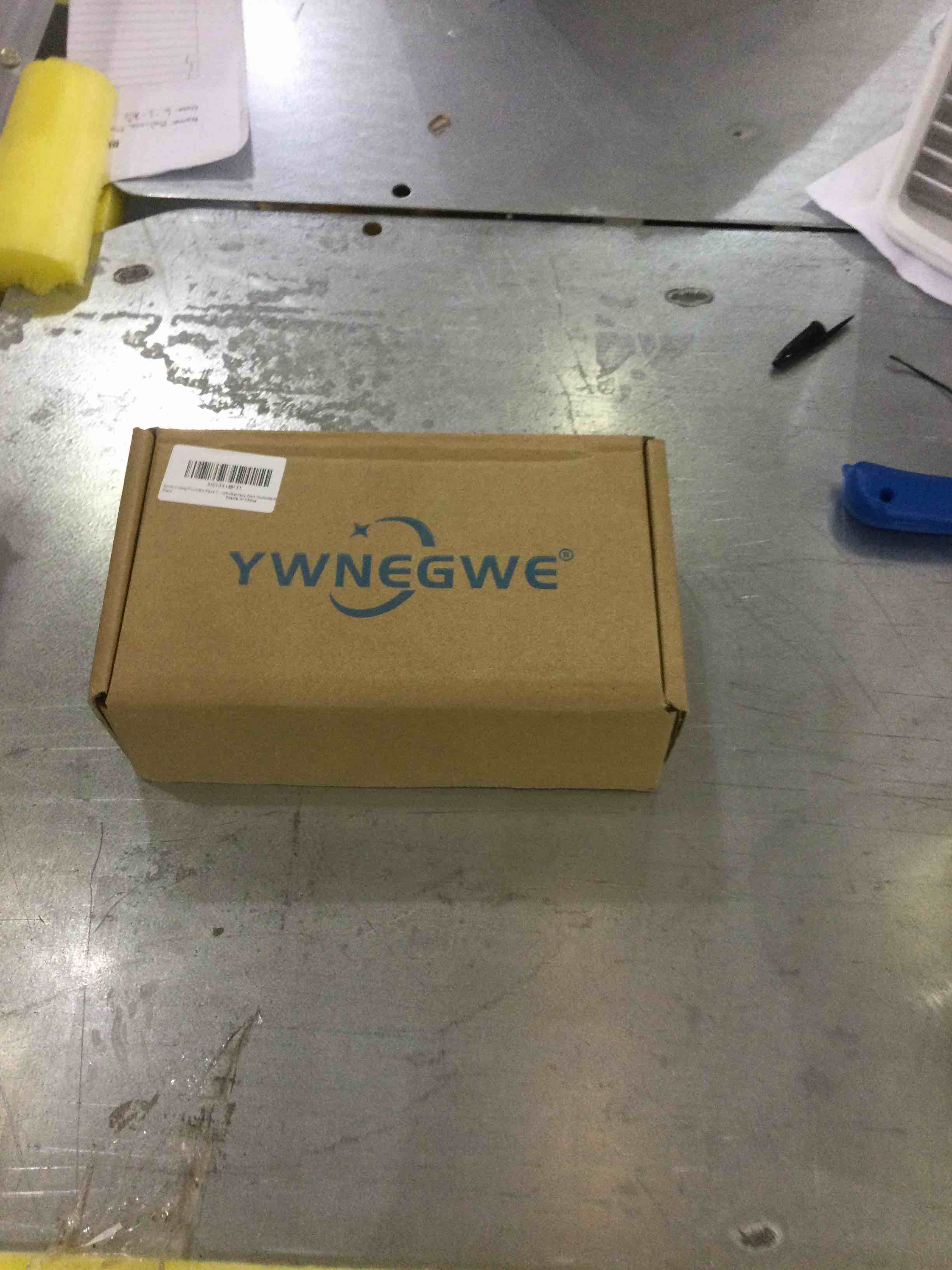 https://s3.amazonaws.com/lotting-images-prod/bidfta/EXS00242652_1685637855608.jpeg