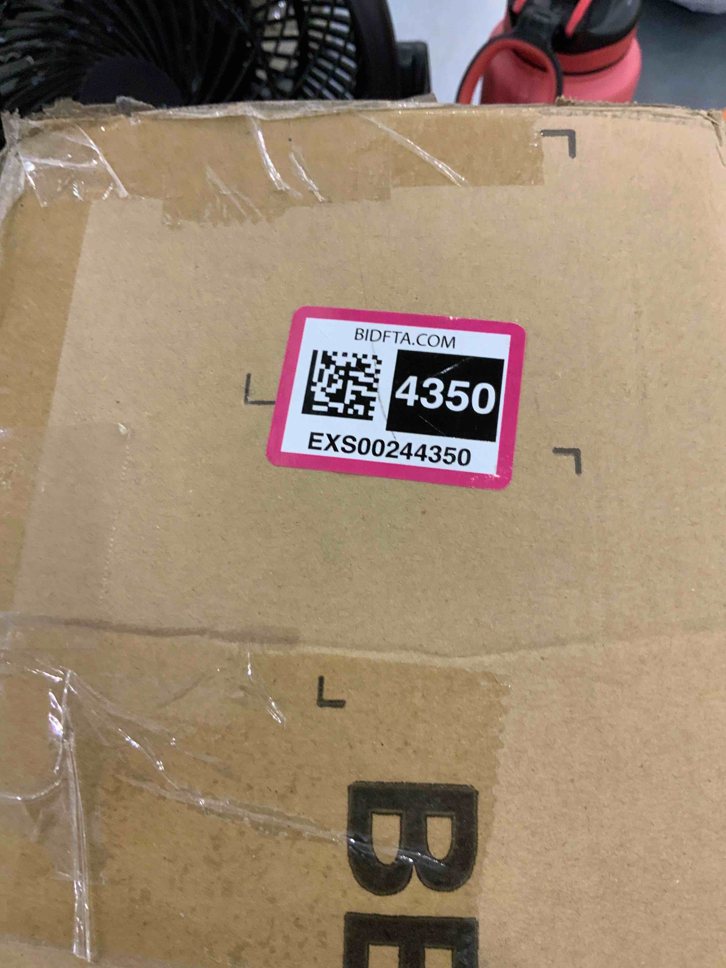 https://s3.amazonaws.com/lotting-images-prod/bidfta/EXS00244350_1692876099547.jpeg