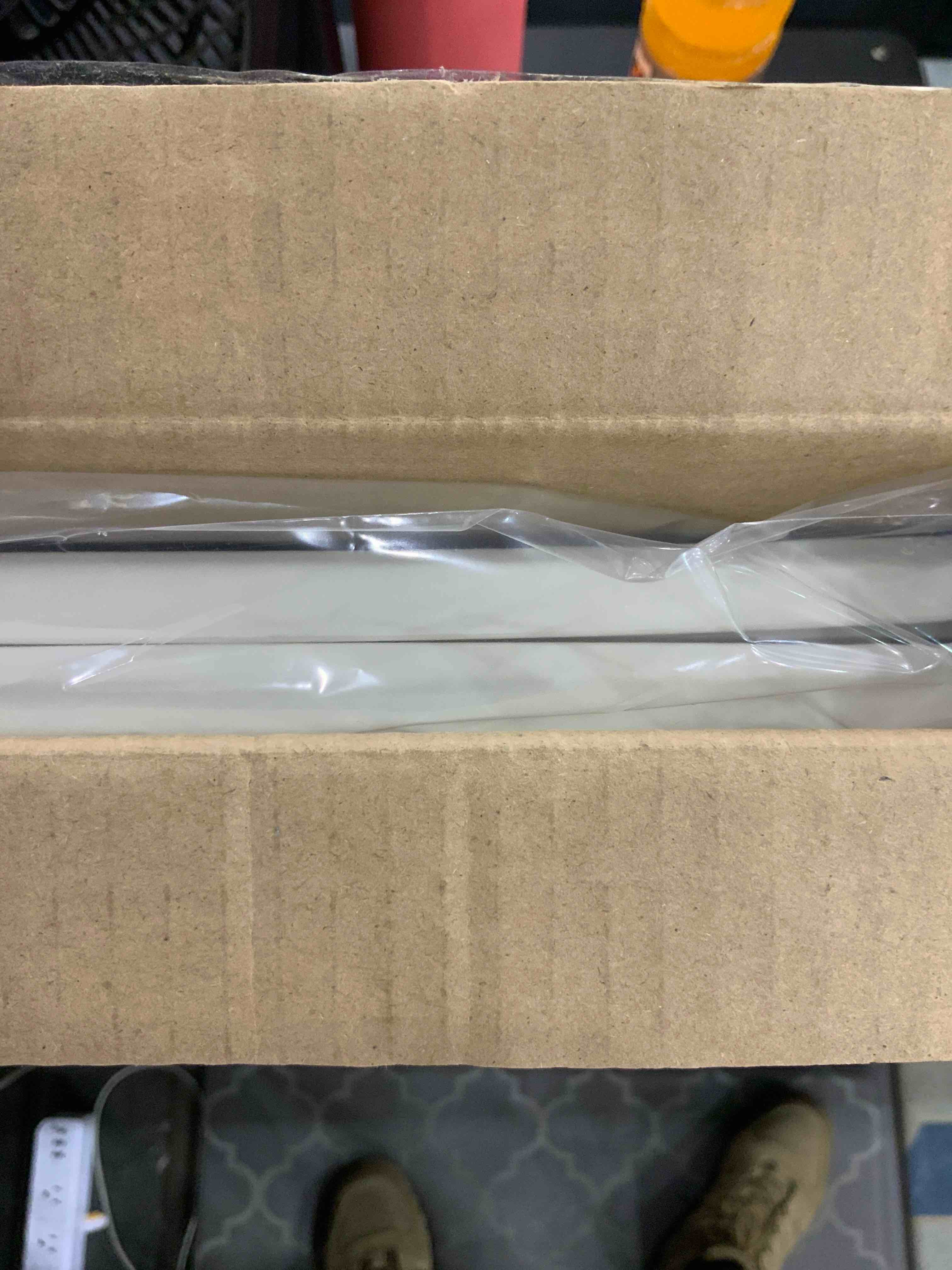 https://s3.amazonaws.com/lotting-images-prod/bidfta/EXS00244351_1692877894197.jpeg