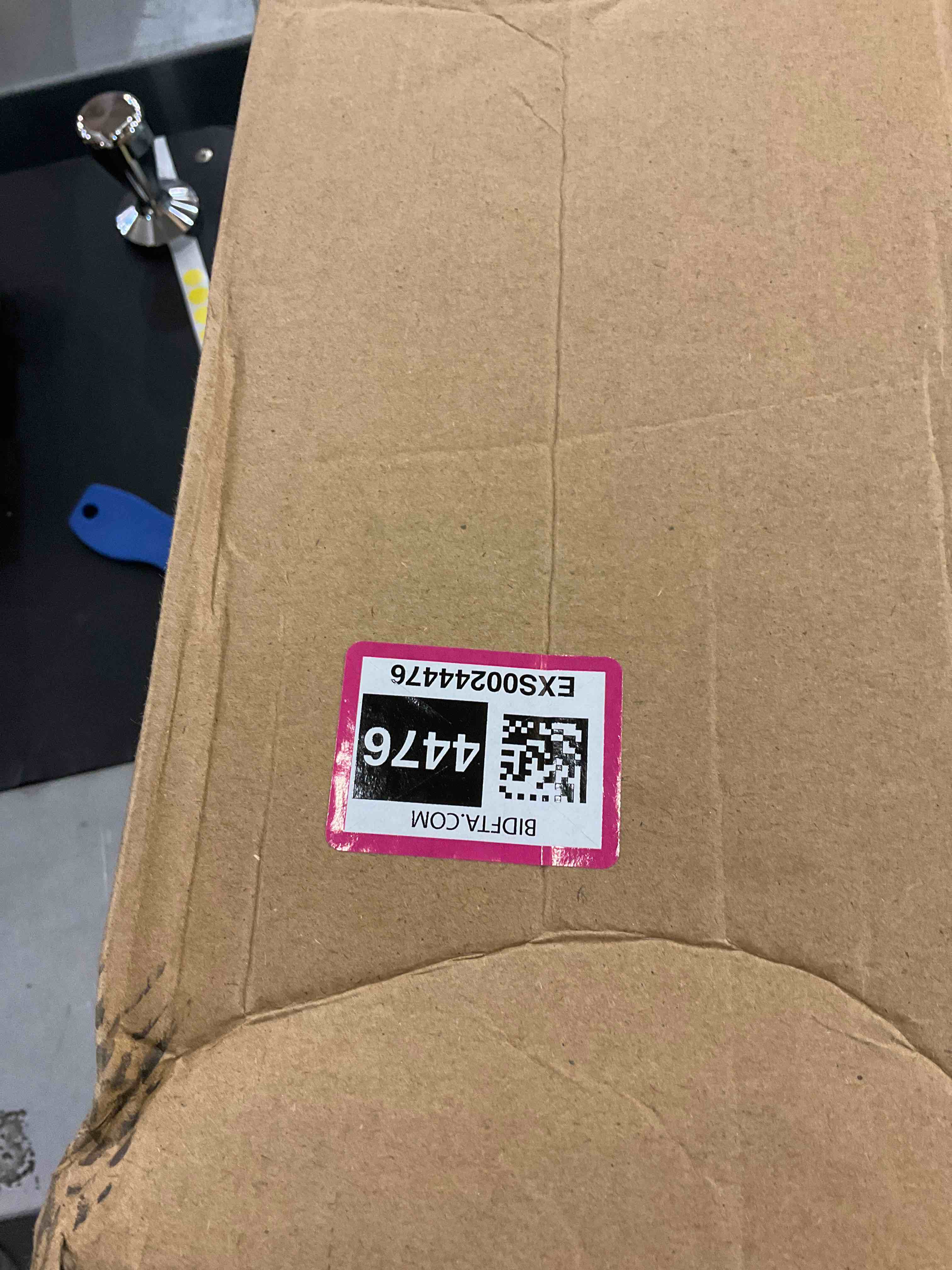 https://s3.amazonaws.com/lotting-images-prod/bidfta/EXS00244476_1694095075440.jpeg