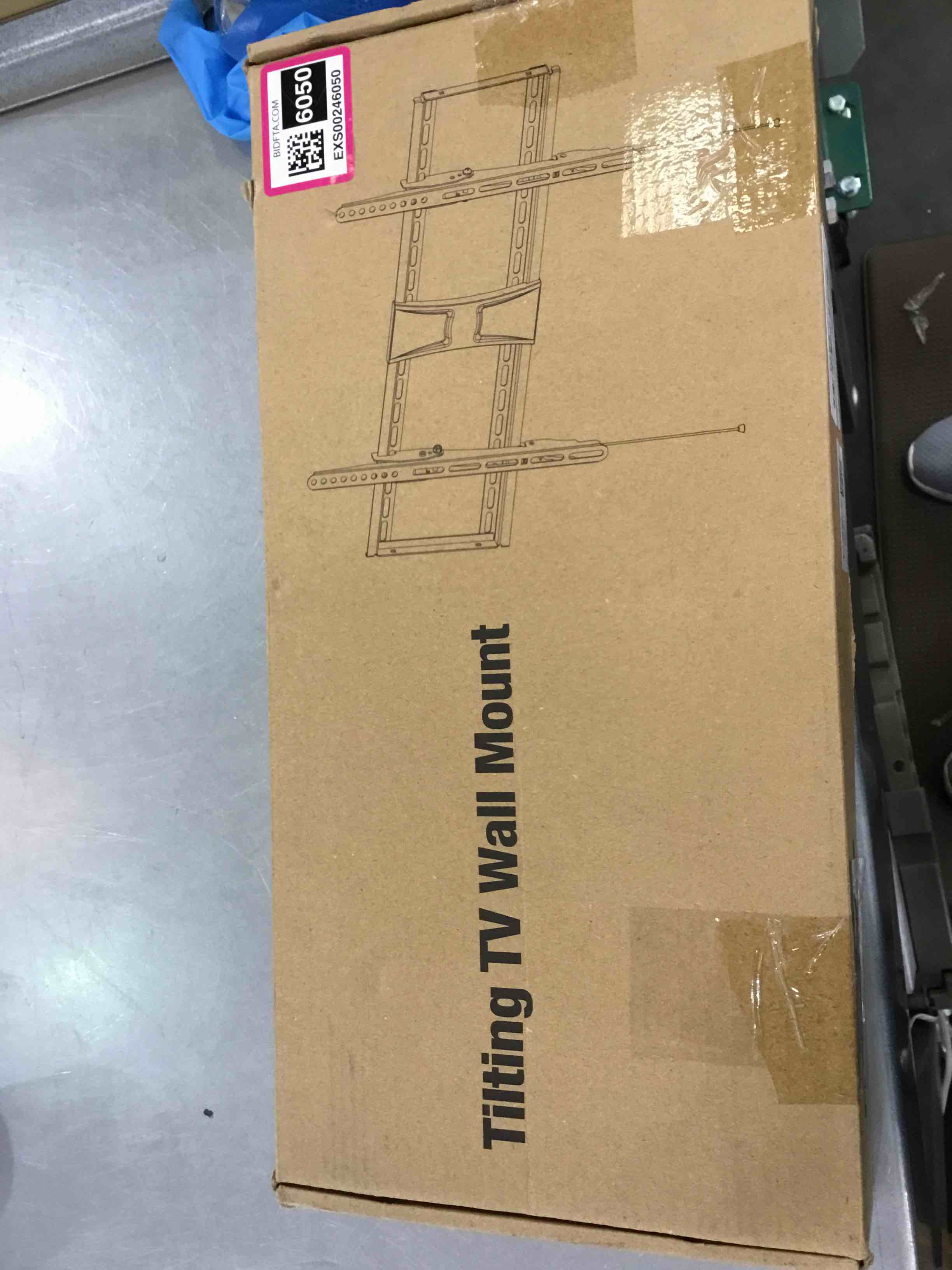 https://s3.amazonaws.com/lotting-images-prod/bidfta/EXS00246050_1685720539349.jpeg