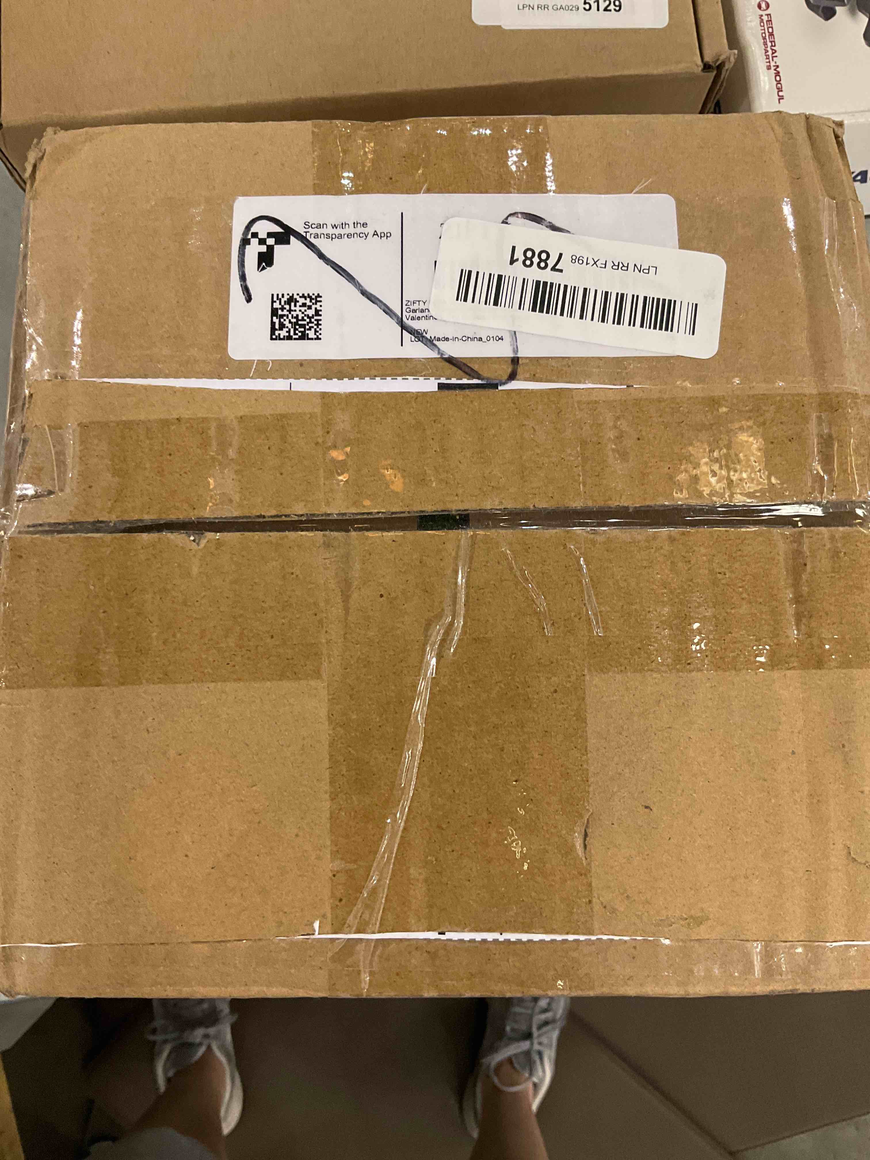 https://s3.amazonaws.com/lotting-images-prod/bidfta/EXS00246393_1686150396851.jpeg