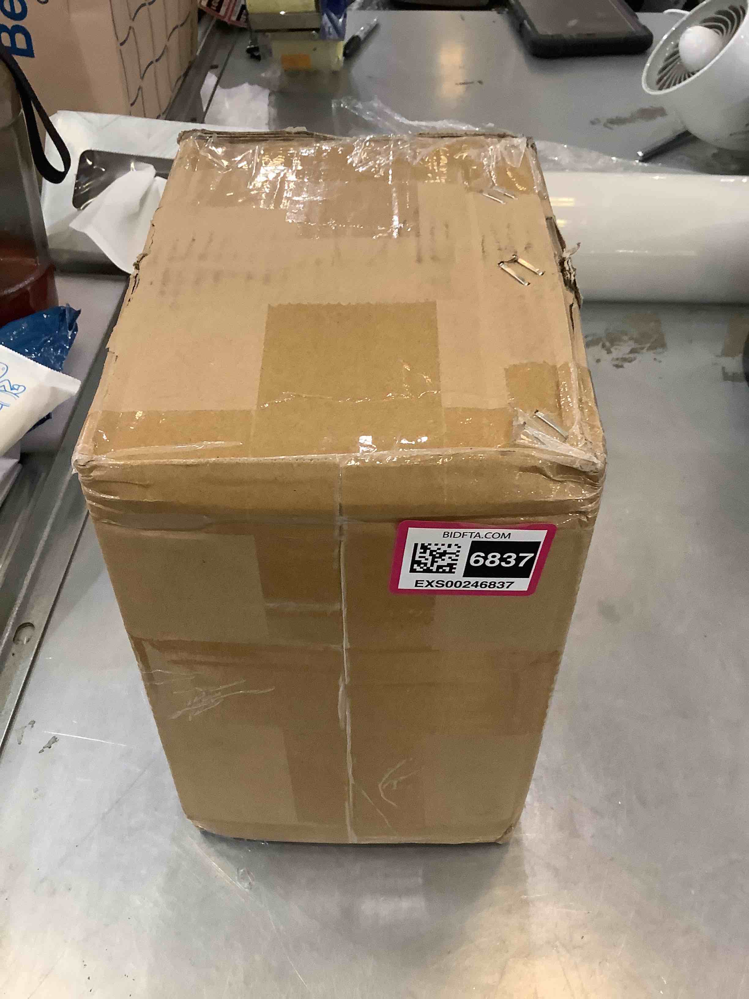 https://s3.amazonaws.com/lotting-images-prod/bidfta/EXS00246837_1686337406156.jpeg