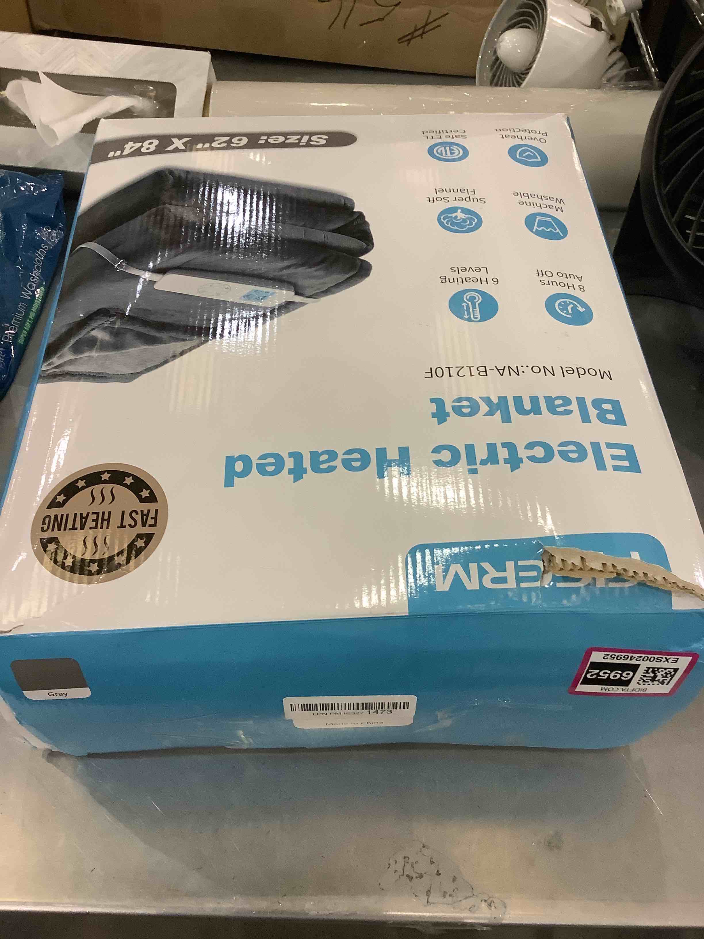 https://s3.amazonaws.com/lotting-images-prod/bidfta/EXS00246952_1686592164893.jpeg