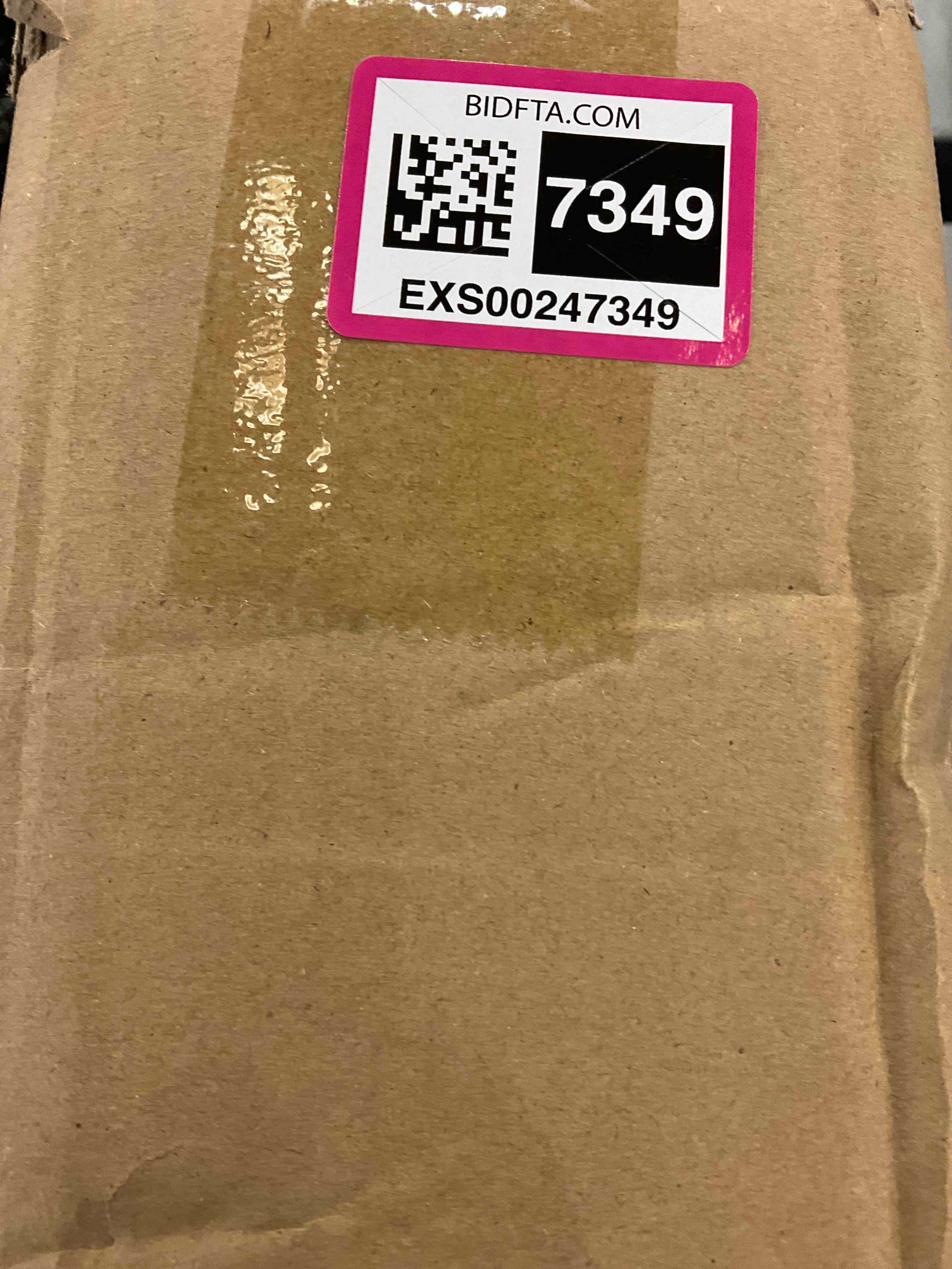 https://s3.amazonaws.com/lotting-images-prod/bidfta/EXS00247349_1685972410231.jpeg