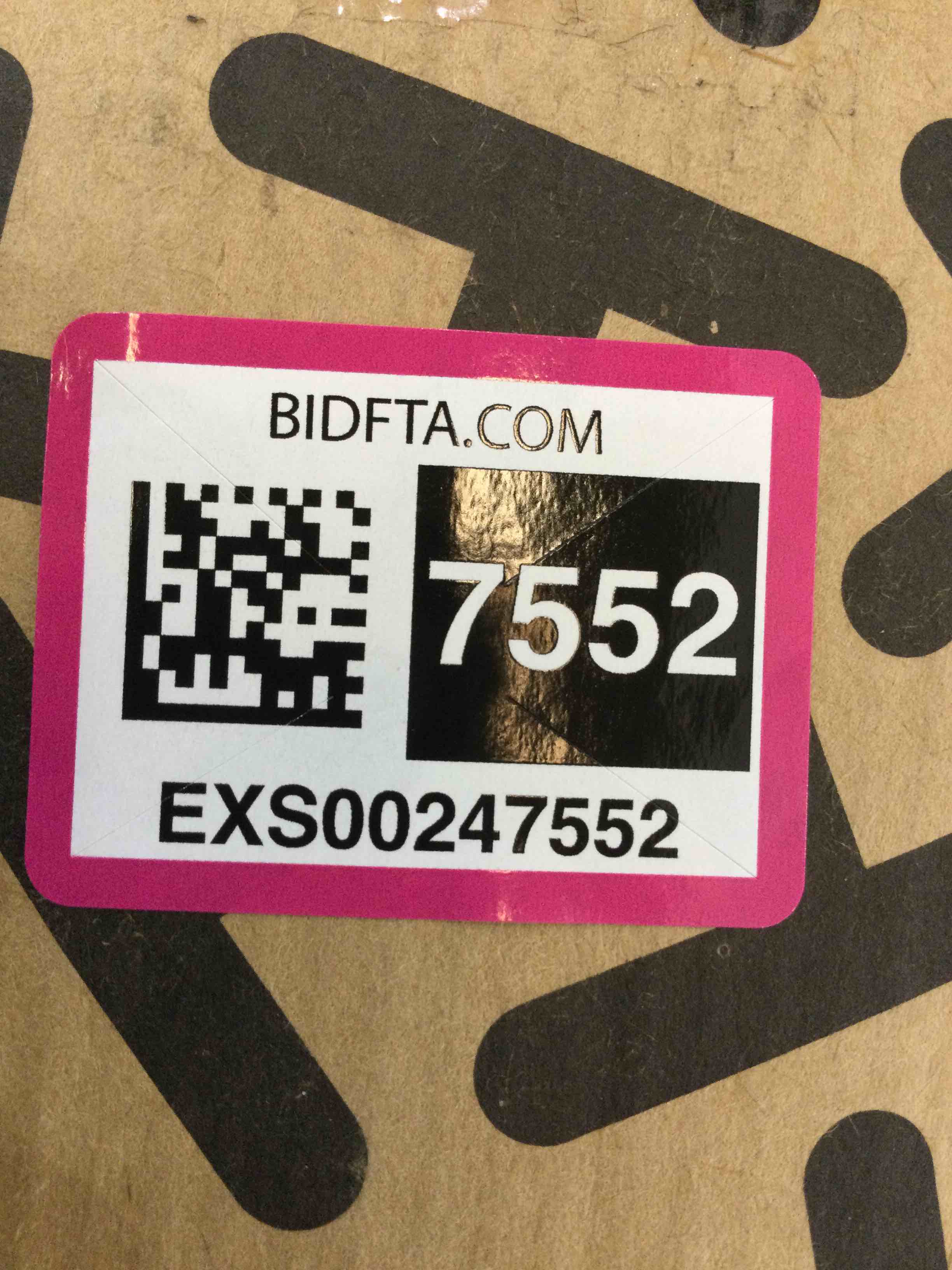 https://s3.amazonaws.com/lotting-images-prod/bidfta/EXS00247552_1685633683960.jpeg