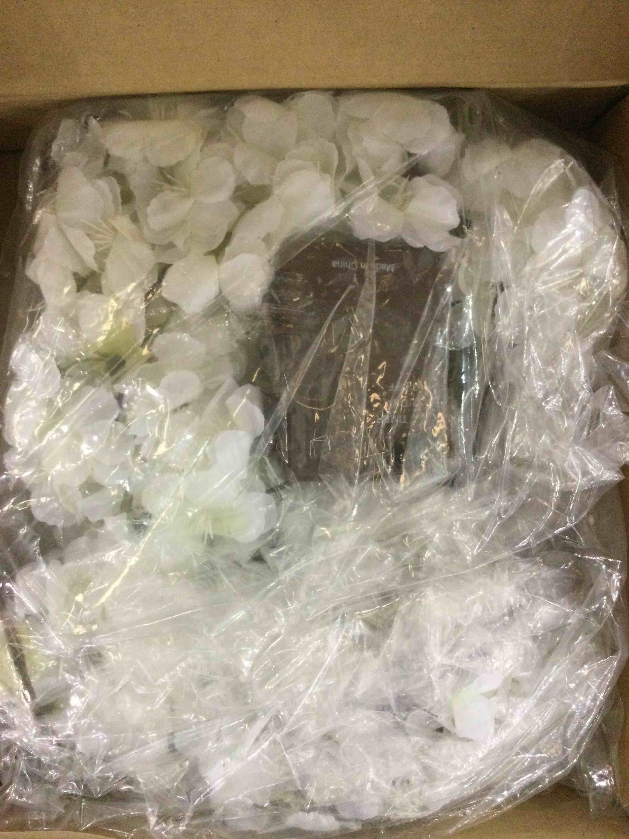 https://s3.amazonaws.com/lotting-images-prod/bidfta/EXS00247580_1685640042203.jpeg