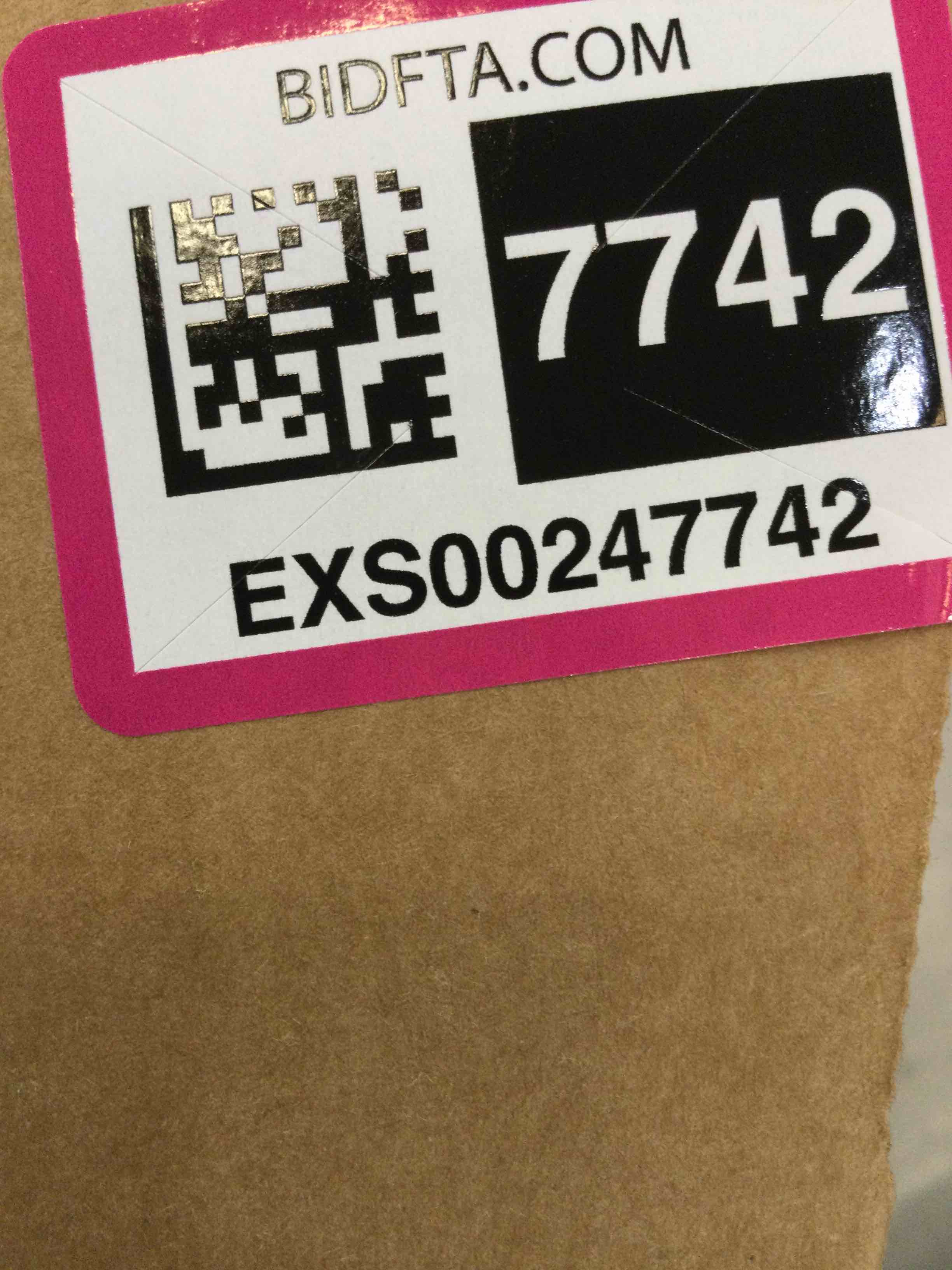 https://s3.amazonaws.com/lotting-images-prod/bidfta/EXS00247742_1685727374350.jpeg