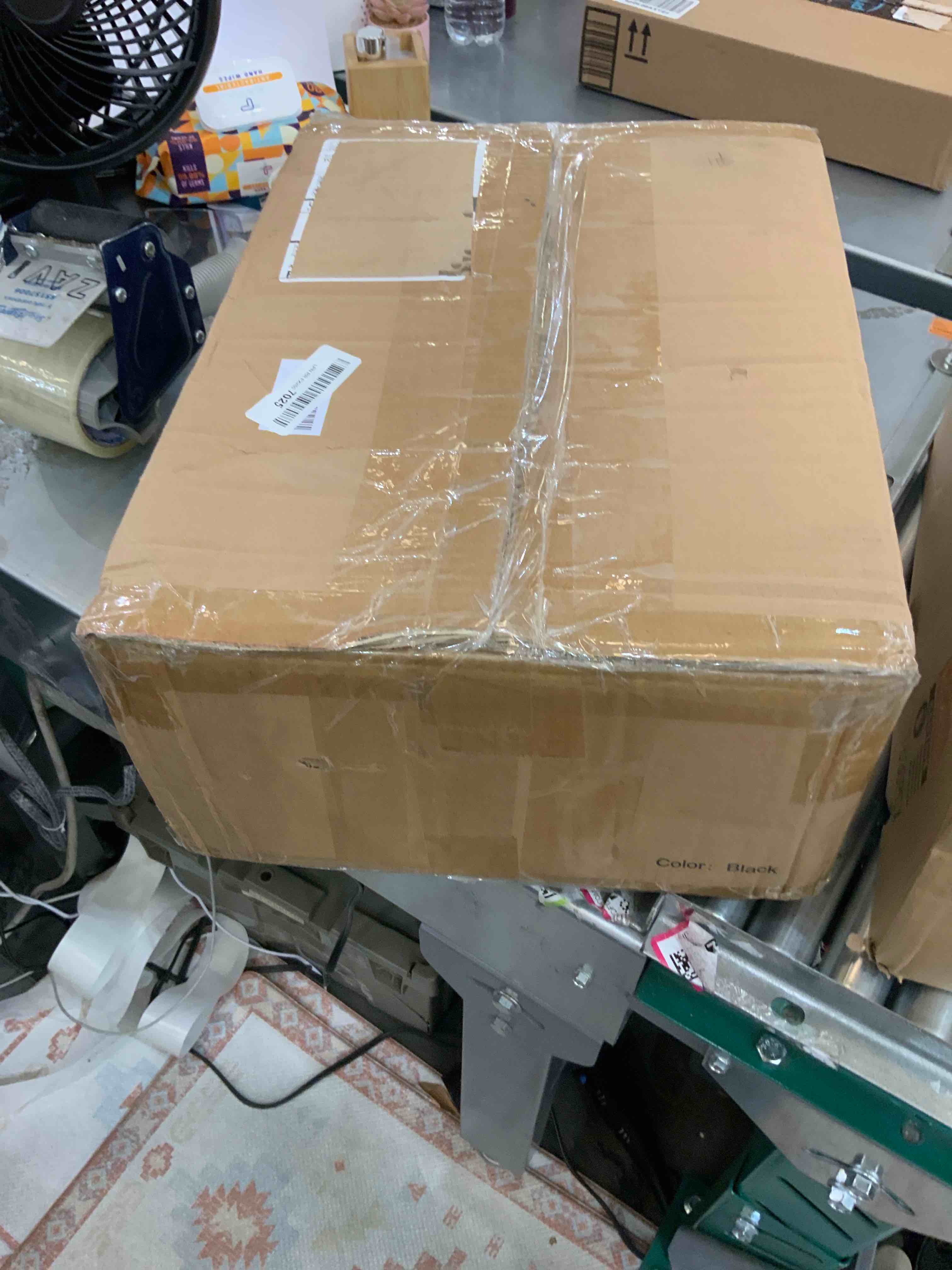 https://s3.amazonaws.com/lotting-images-prod/bidfta/EXS00248105_1685634027479.jpeg