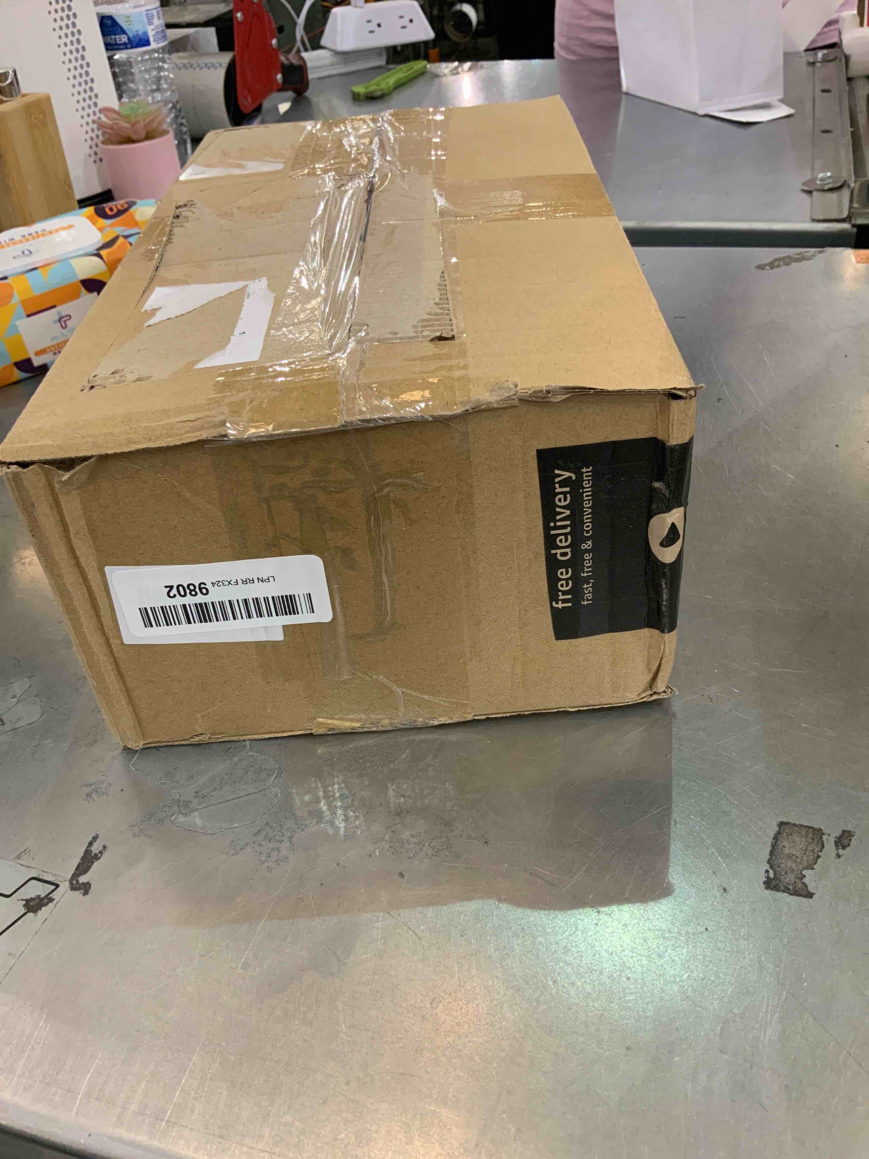 https://s3.amazonaws.com/lotting-images-prod/bidfta/EXS00248462_1685731366314.jpeg