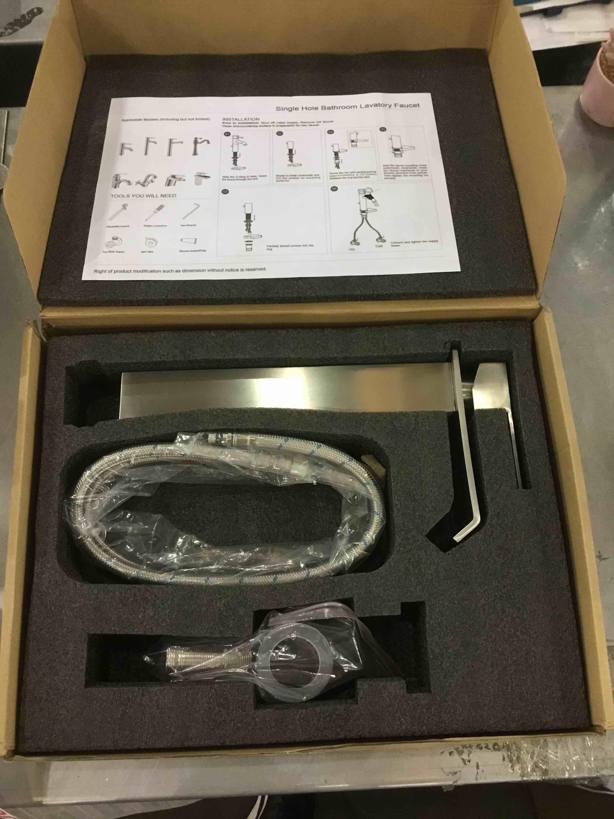 https://s3.amazonaws.com/lotting-images-prod/bidfta/EXS00249291_1685966717214.jpeg