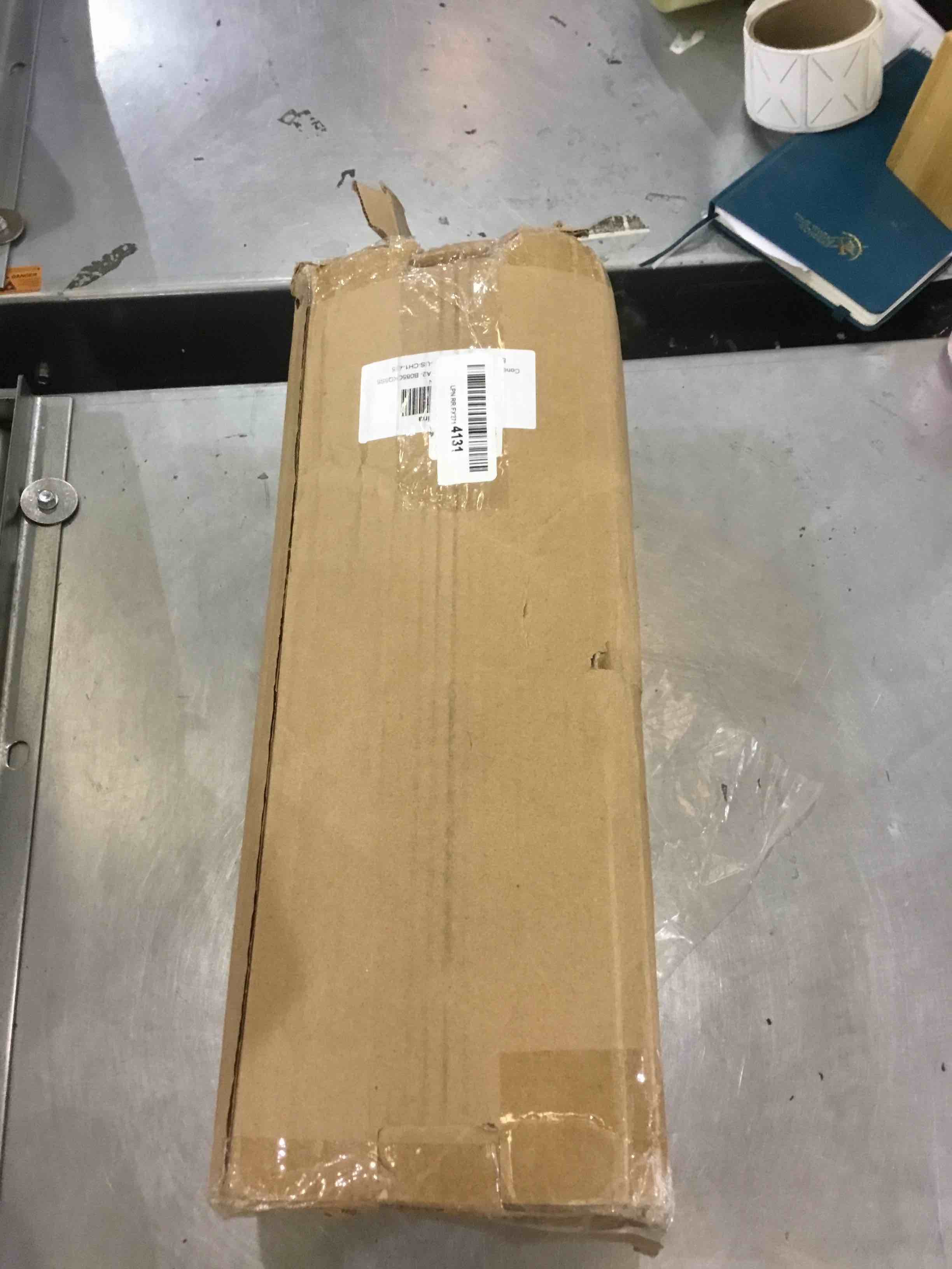 https://s3.amazonaws.com/lotting-images-prod/bidfta/EXS00249329_1685972636067.jpeg