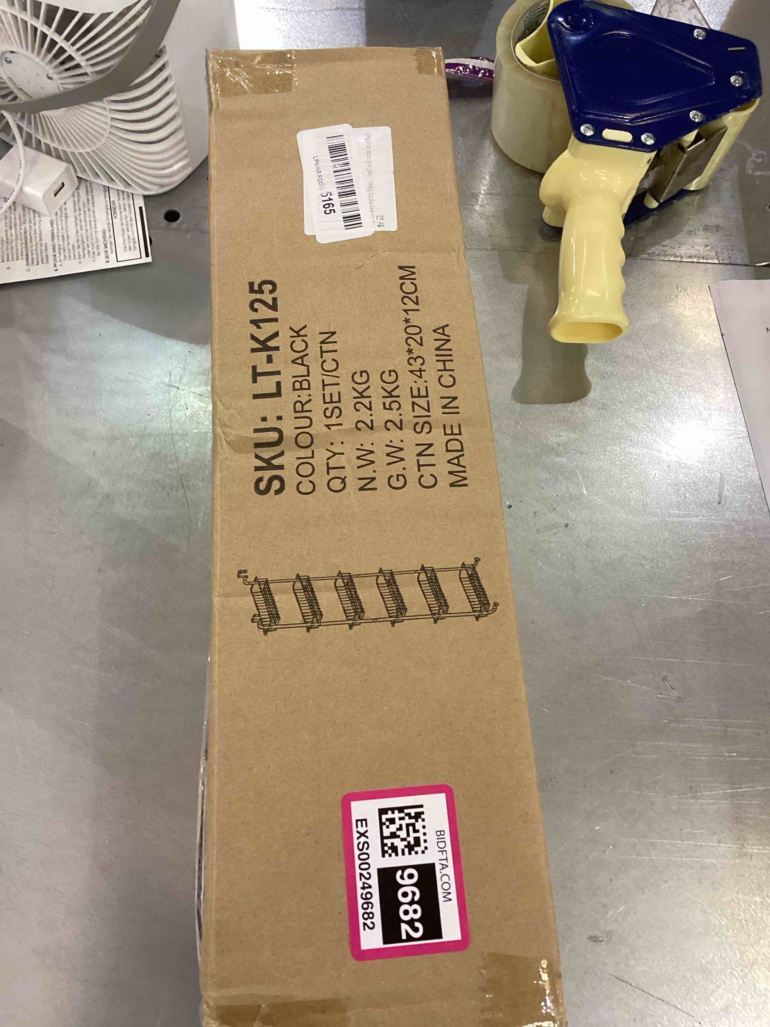 https://s3.amazonaws.com/lotting-images-prod/bidfta/EXS00249682_1685720007653.jpeg