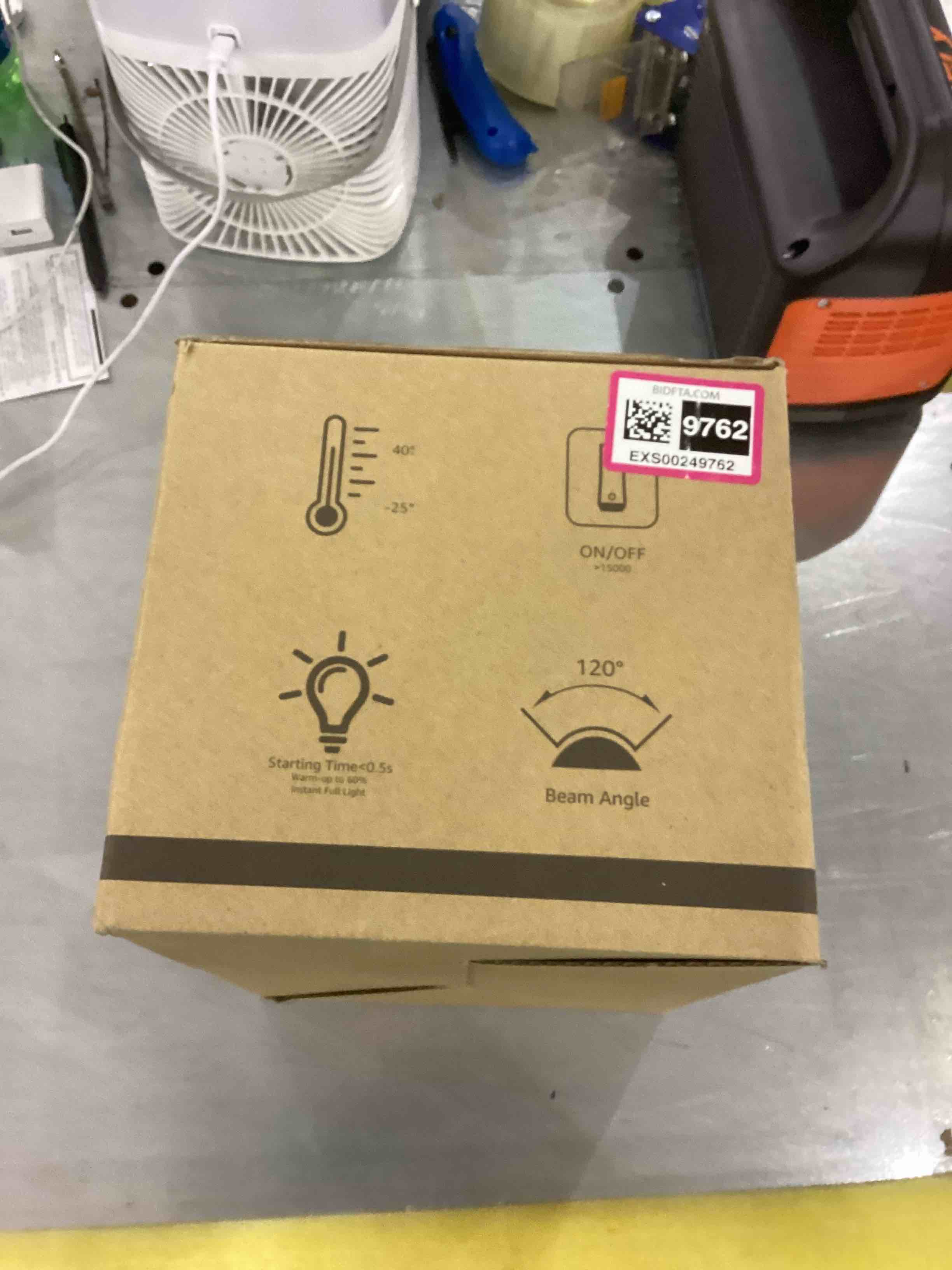 https://s3.amazonaws.com/lotting-images-prod/bidfta/EXS00249762_1685968204820.jpeg