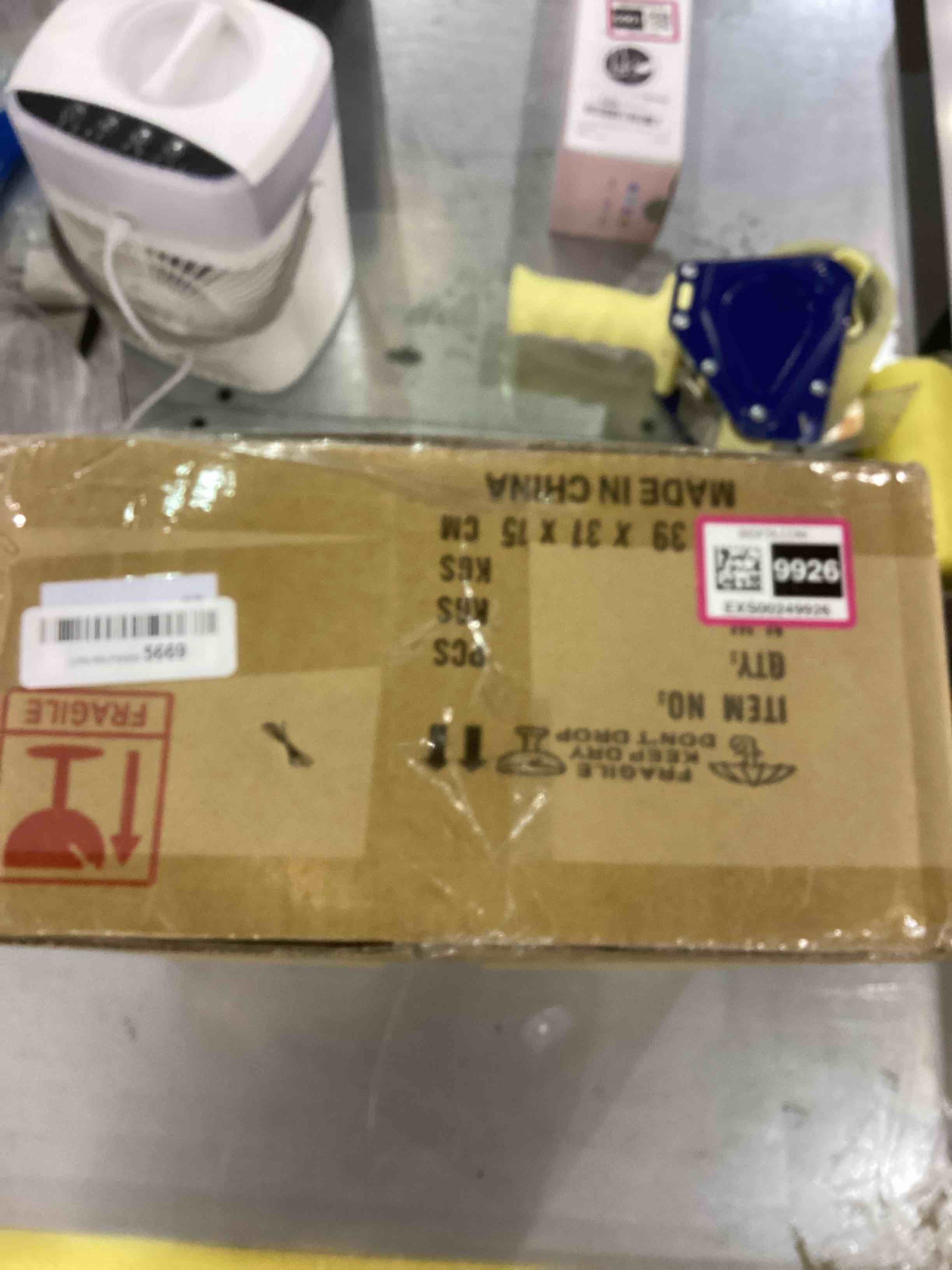 HuixuTe 24" Ceiling Fan with Lights Remote Control, 6 Speeds 3 Colors Geometric Ceiling Fan, Black Low Profile Ceiling Fan with Light for Kitchen Bedroom Living Room