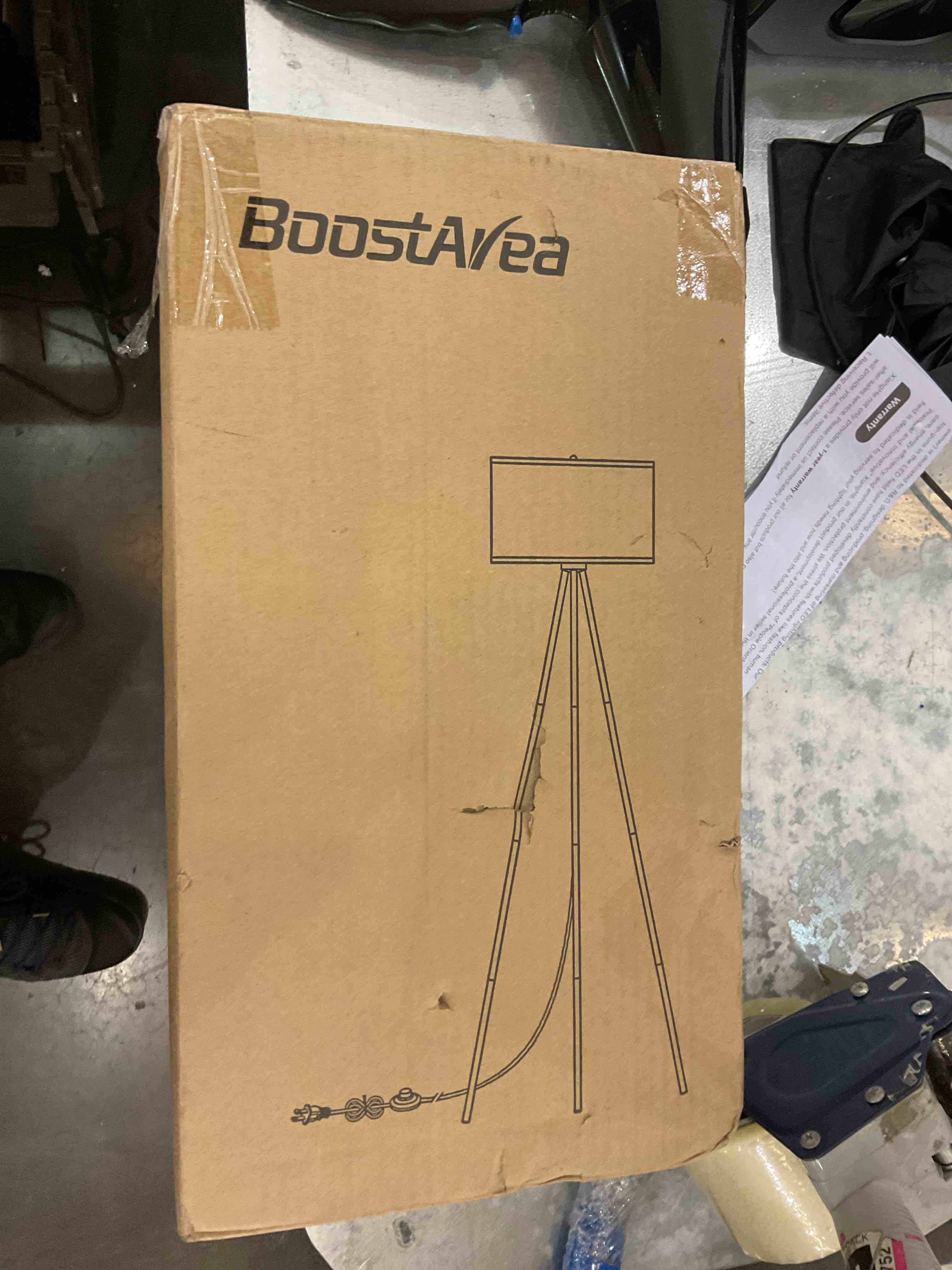 https://s3.amazonaws.com/lotting-images-prod/bidfta/EXS00250683_1685108110330.jpeg