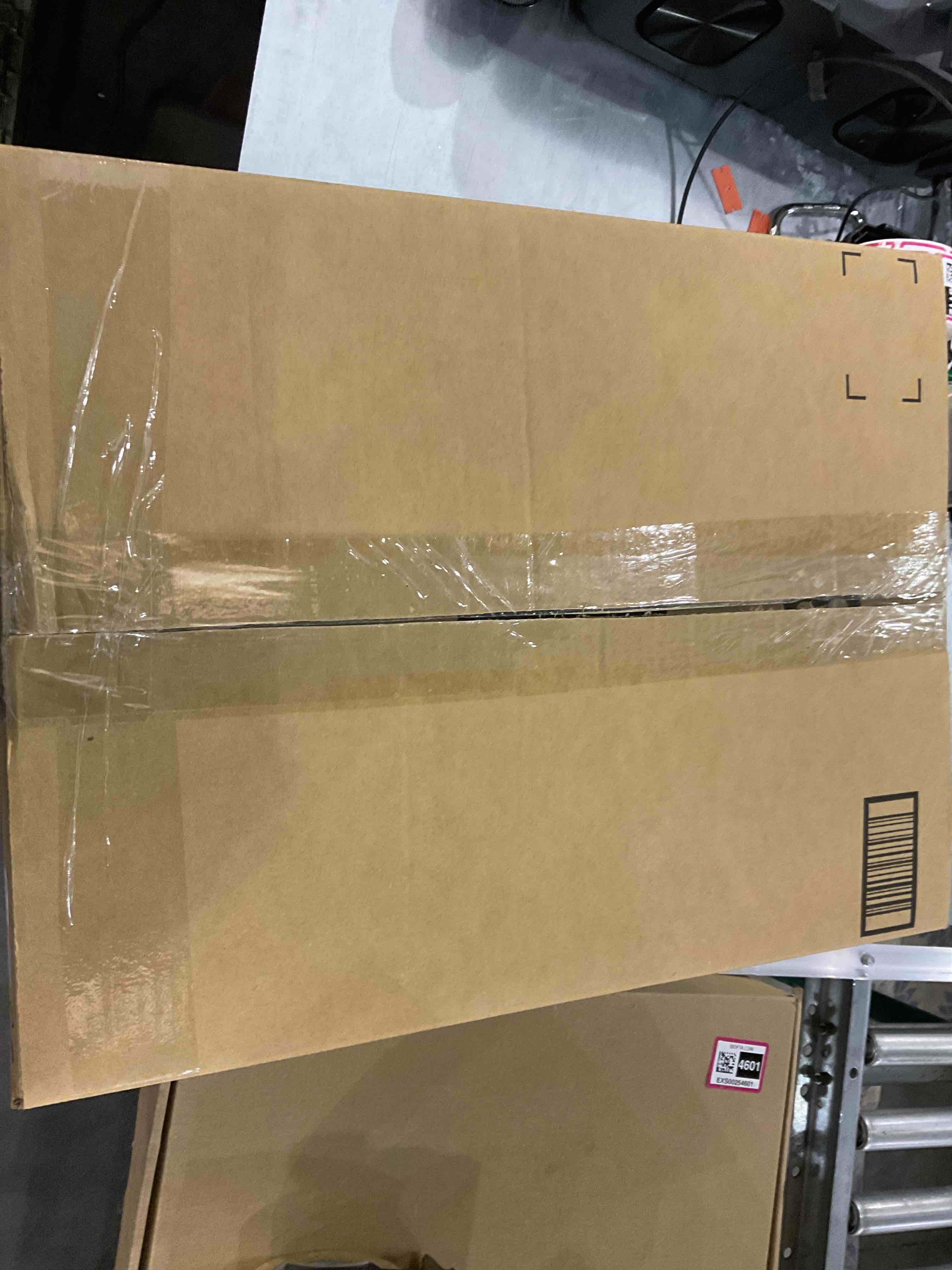 https://s3.amazonaws.com/lotting-images-prod/bidfta/EXS00251062_1685532044030.jpeg
