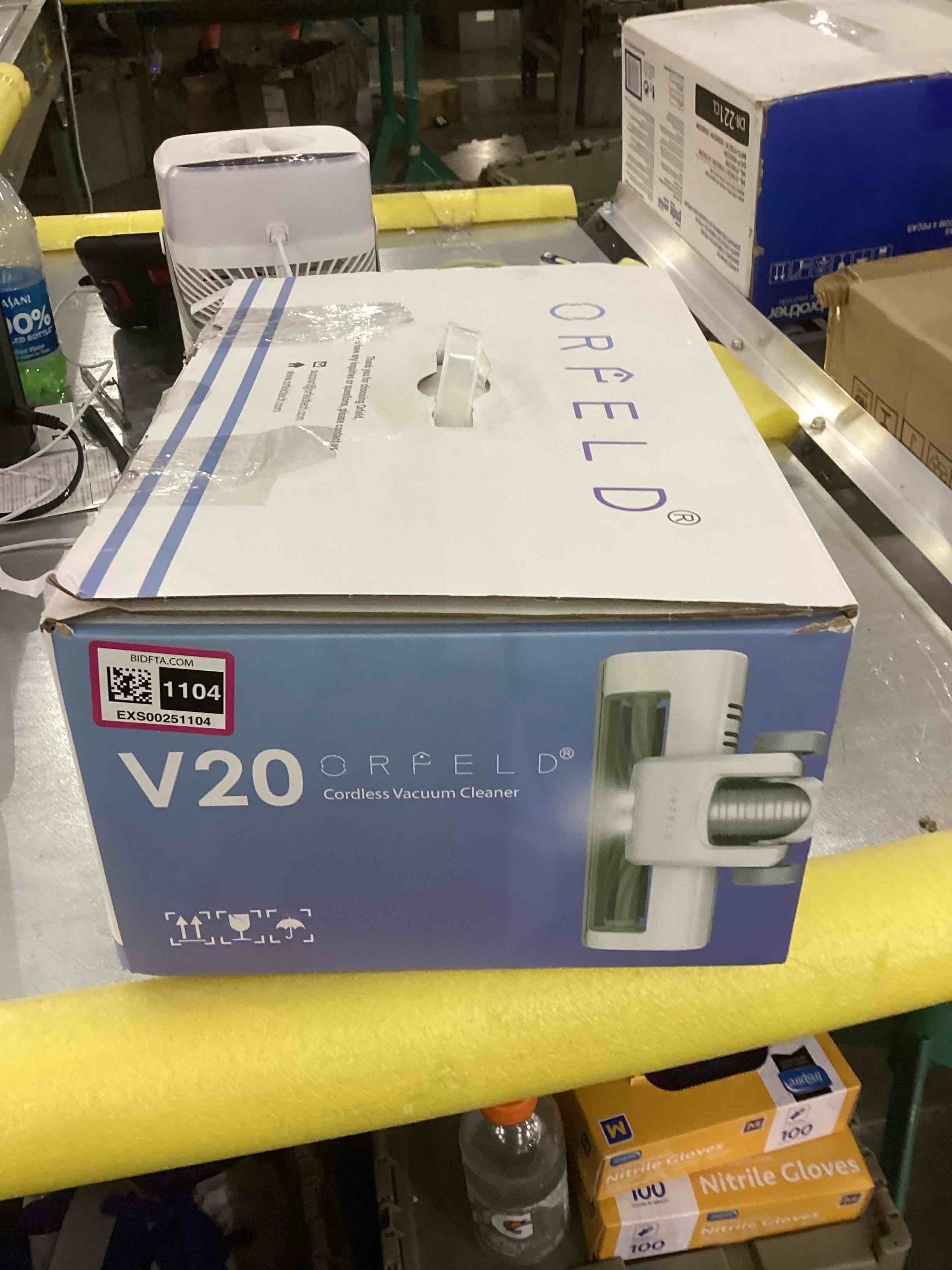 https://s3.amazonaws.com/lotting-images-prod/bidfta/EXS00251104_1685964728676.jpeg