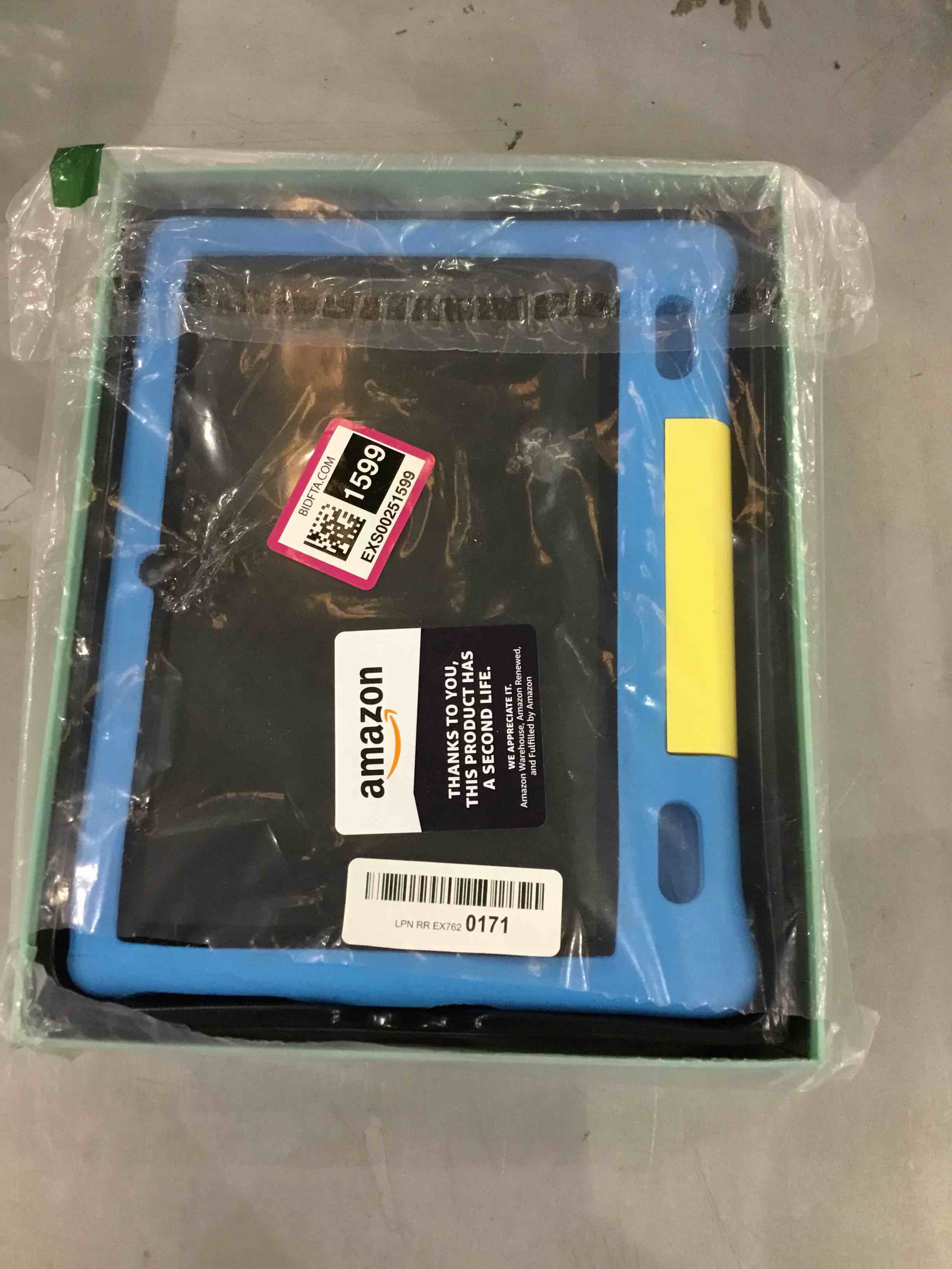https://s3.amazonaws.com/lotting-images-prod/bidfta/EXS00251599_1684500799272.jpeg