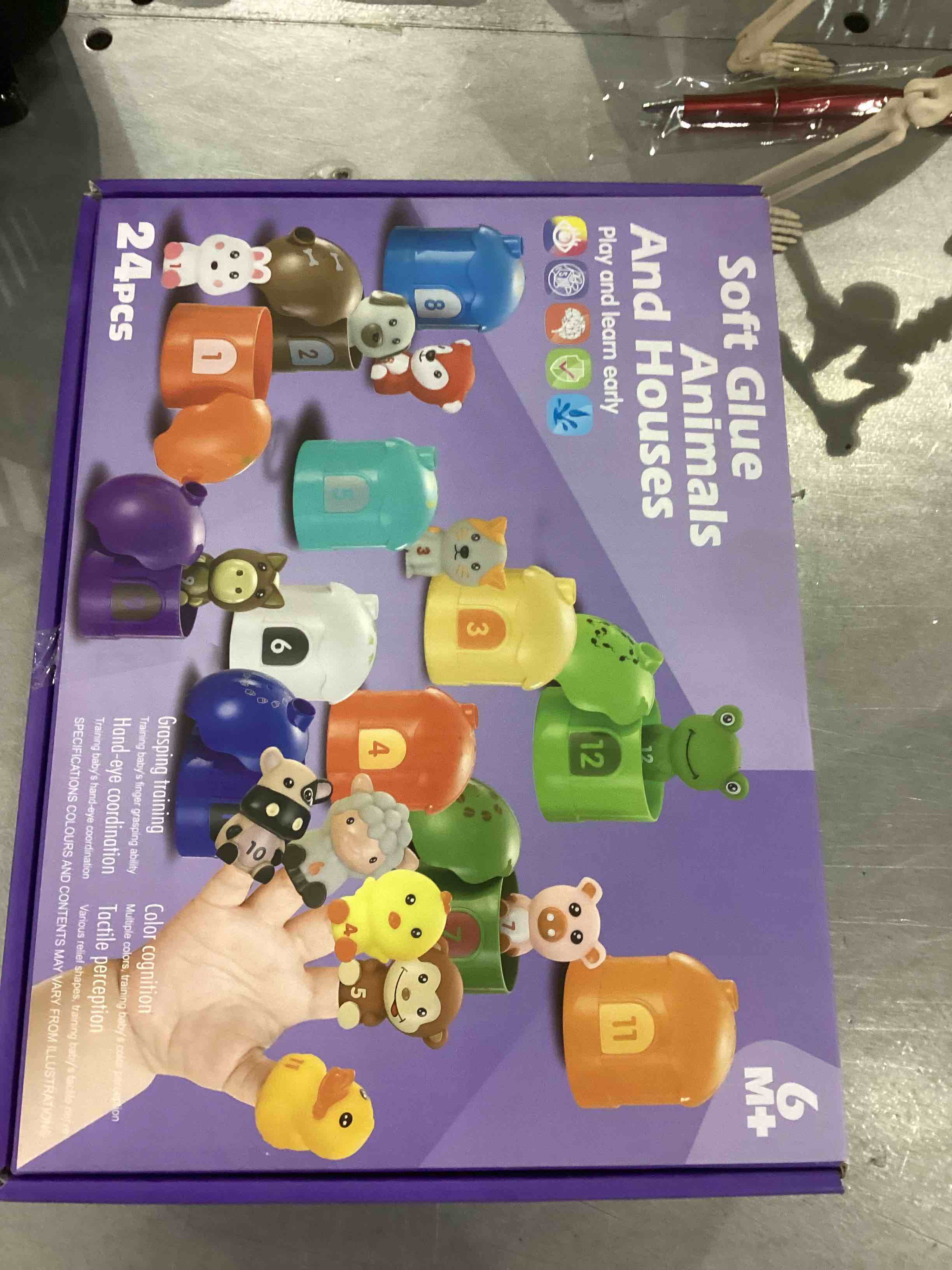 https://s3.amazonaws.com/lotting-images-prod/bidfta/EXS00251984_1686568549475.jpeg