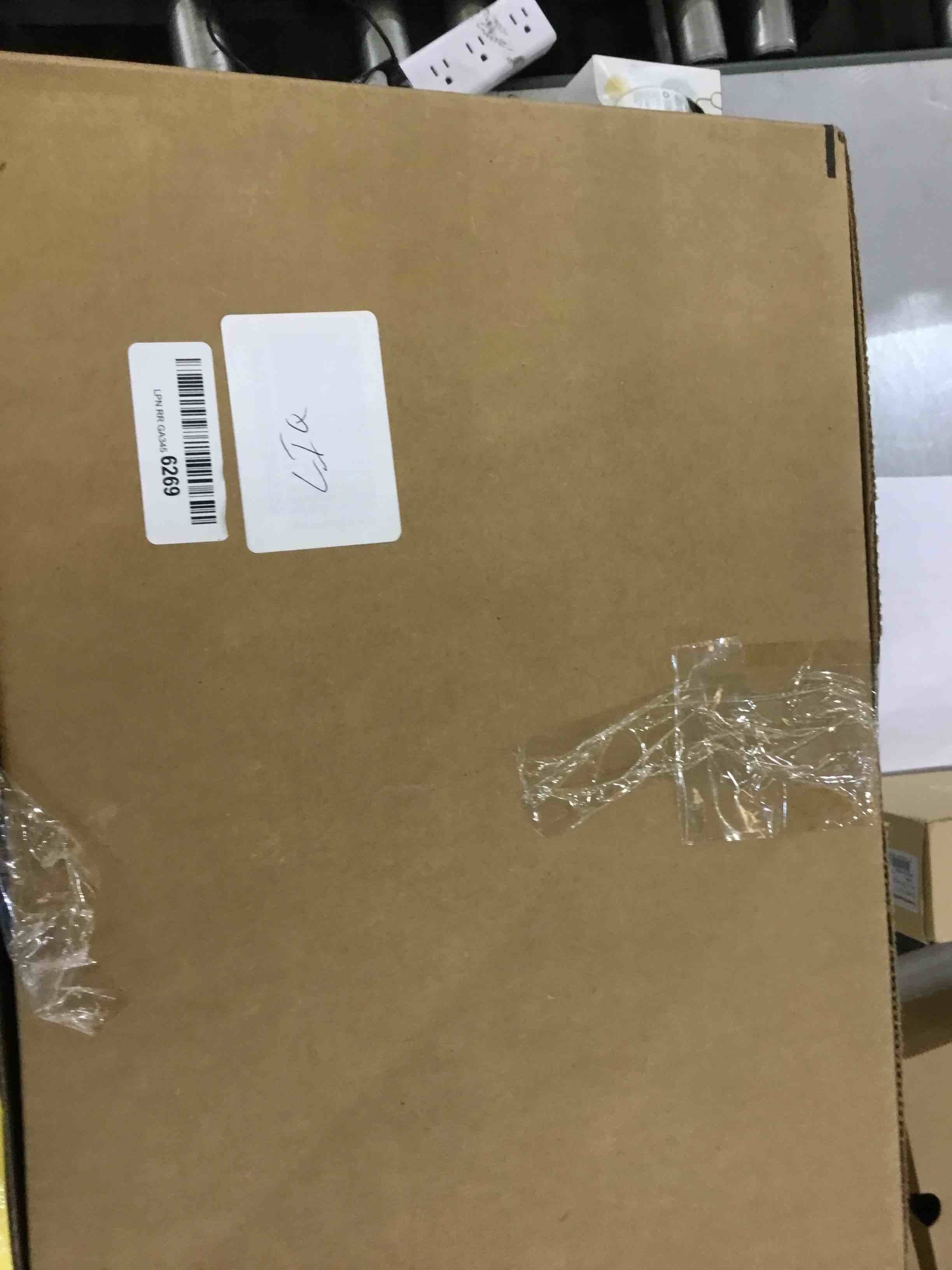 https://s3.amazonaws.com/lotting-images-prod/bidfta/EXS00252037_1686144357635.jpeg