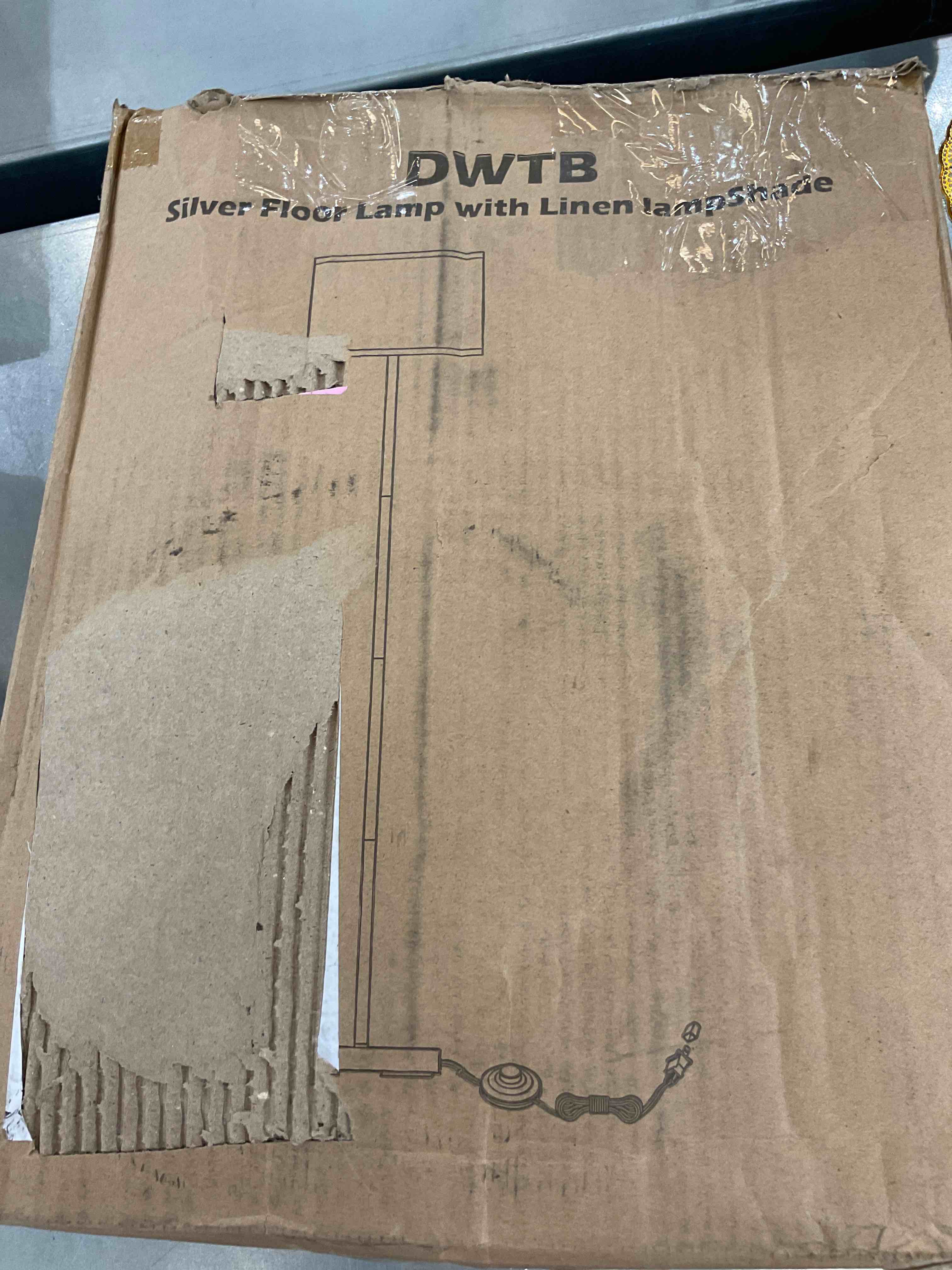 https://s3.amazonaws.com/lotting-images-prod/bidfta/EXS00252205_1685731151420.jpeg