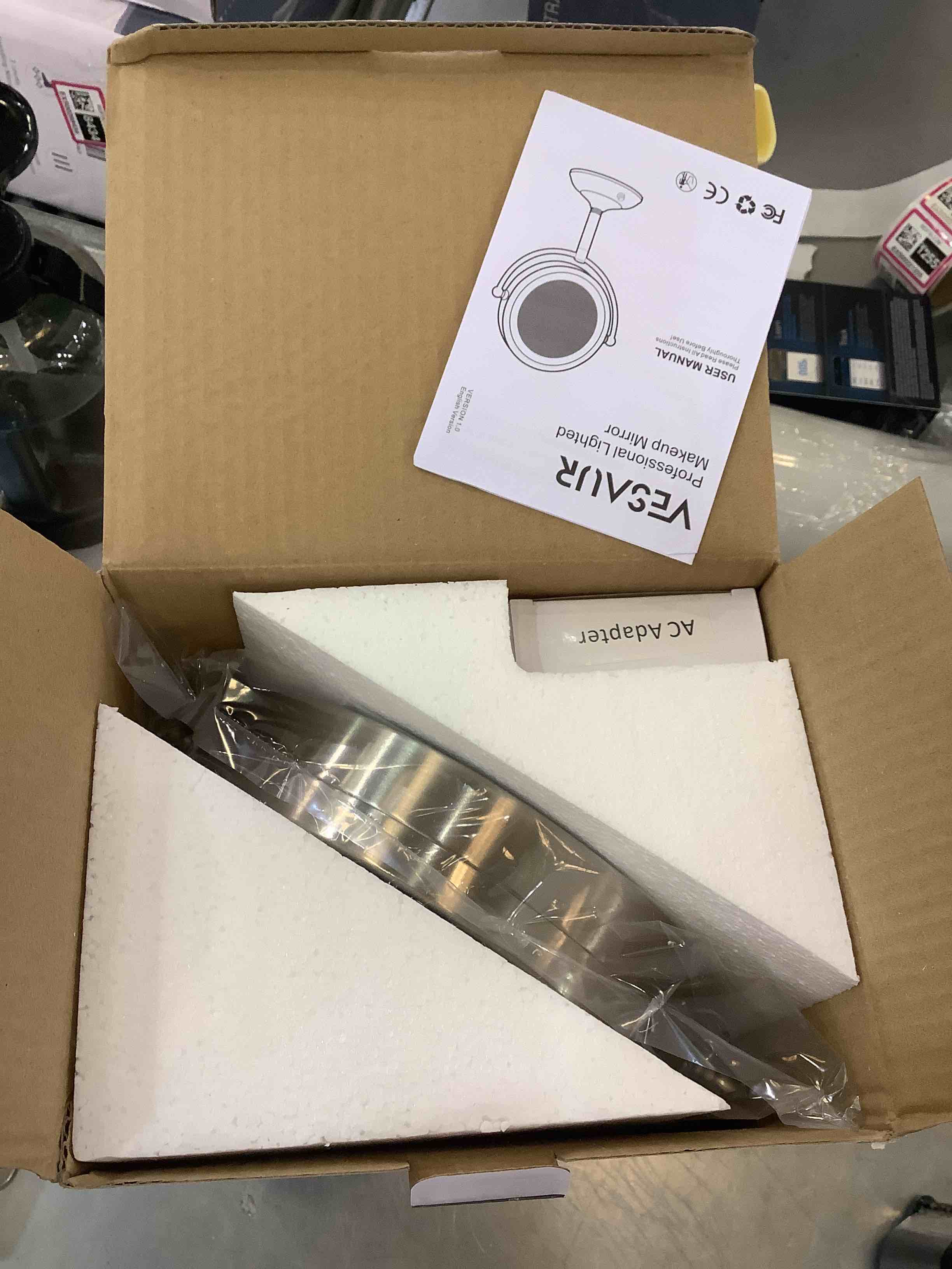 https://s3.amazonaws.com/lotting-images-prod/bidfta/EXS00252884_1686668759333.jpeg