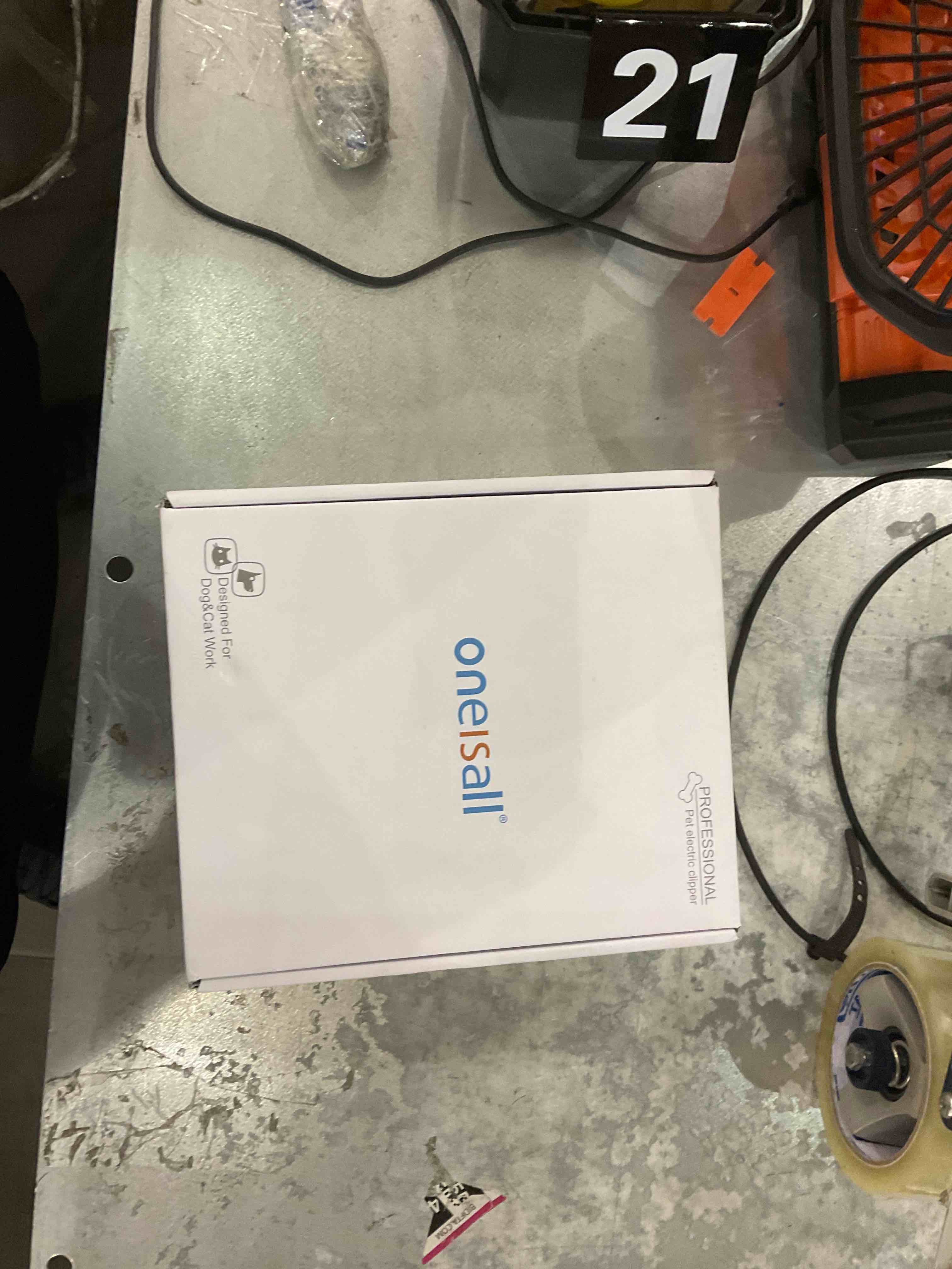 https://s3.amazonaws.com/lotting-images-prod/bidfta/EXS00252895_1686743429903.jpeg