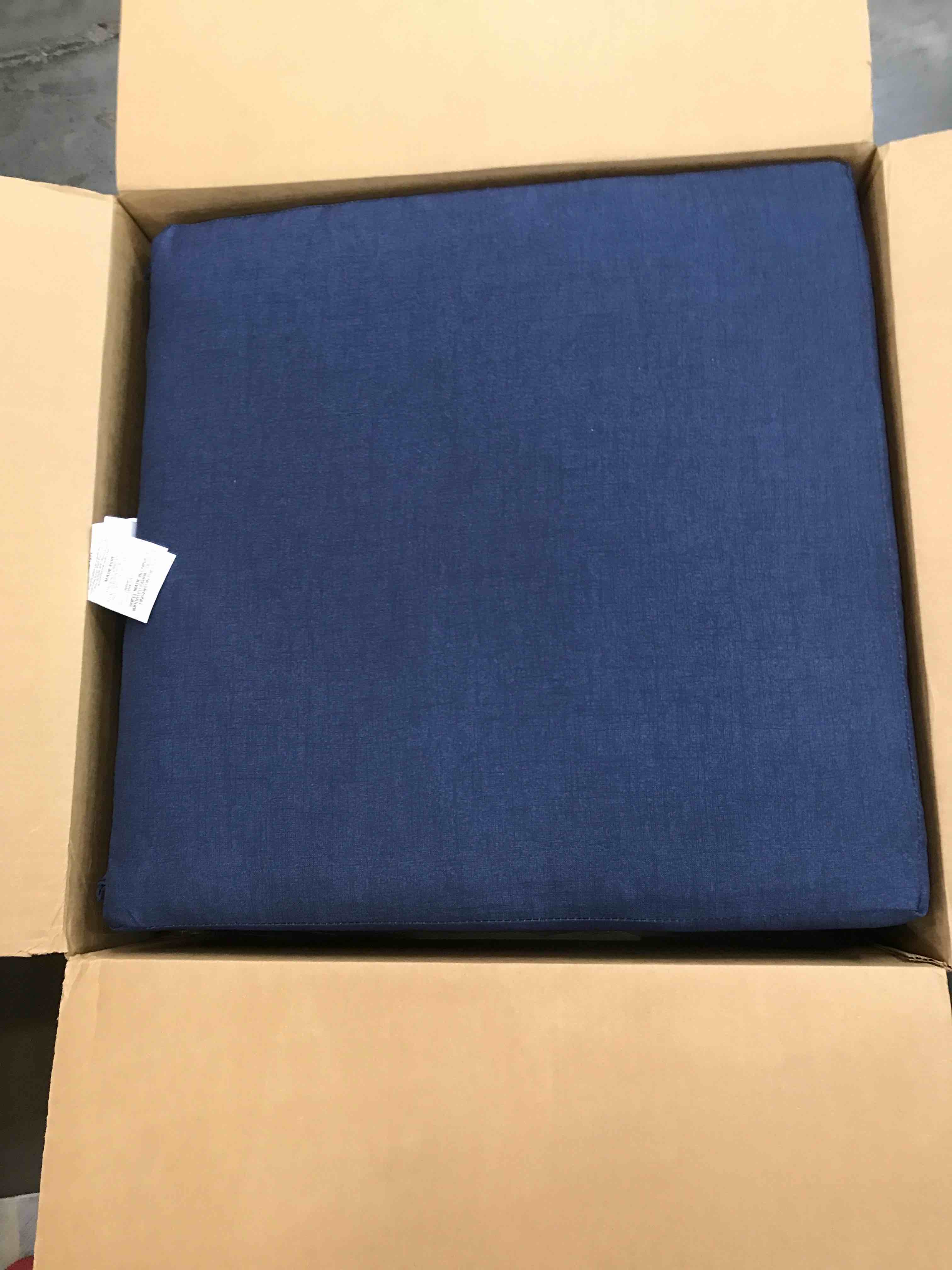 https://s3.amazonaws.com/lotting-images-prod/bidfta/EXS00253271_1685725685063.jpeg