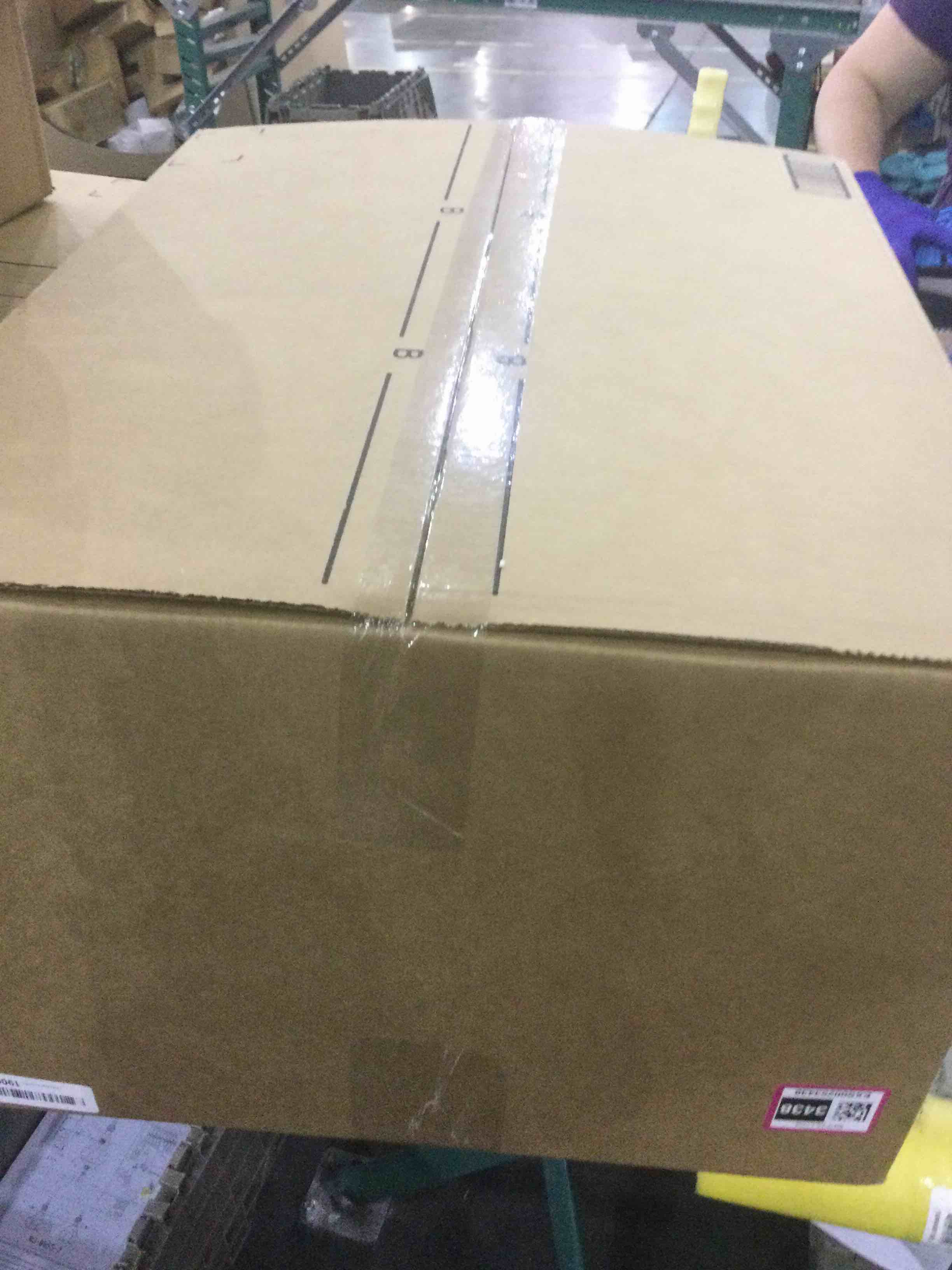 https://s3.amazonaws.com/lotting-images-prod/bidfta/EXS00253438_1686140324388.jpeg