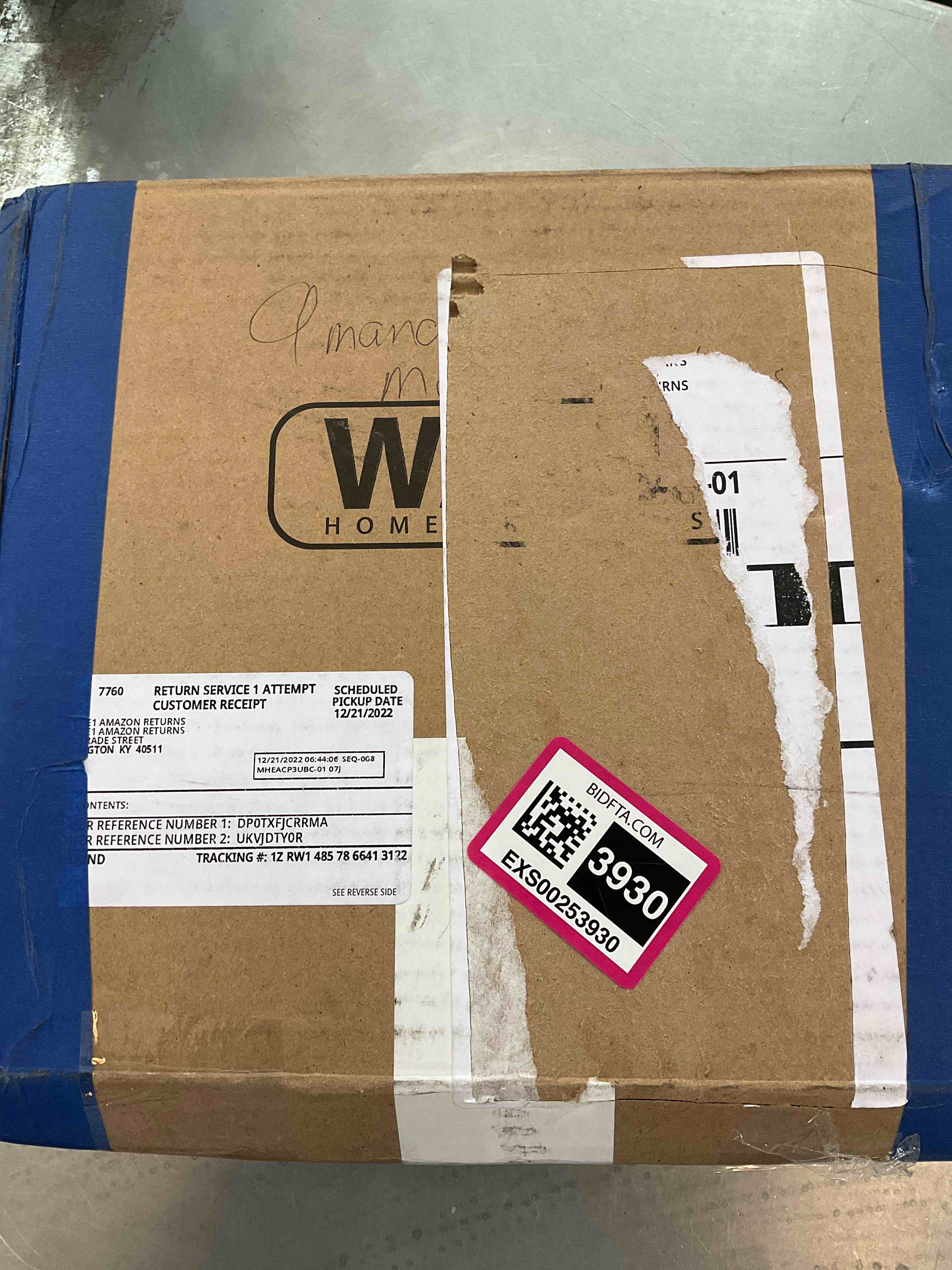 https://s3.amazonaws.com/lotting-images-prod/bidfta/EXS00253930_1685033683438.jpeg