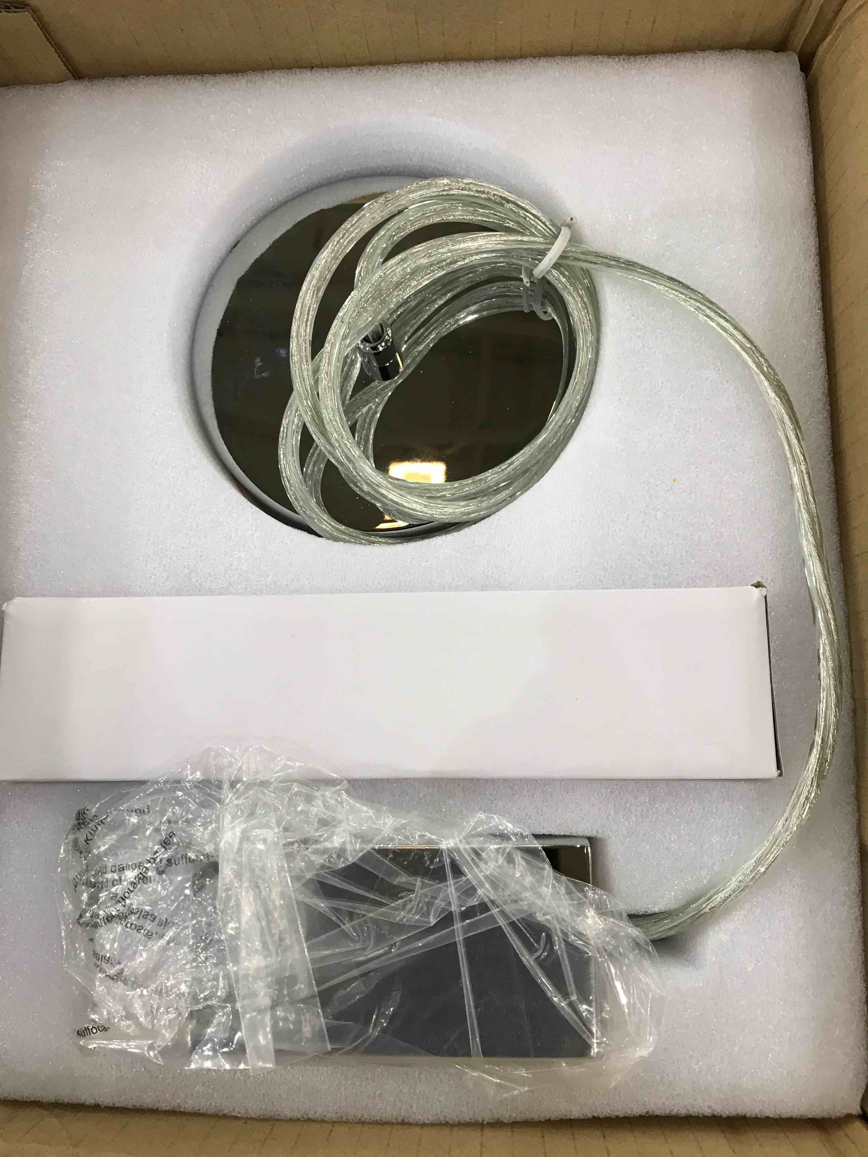 https://s3.amazonaws.com/lotting-images-prod/bidfta/EXS00254245_1684516499769.jpeg