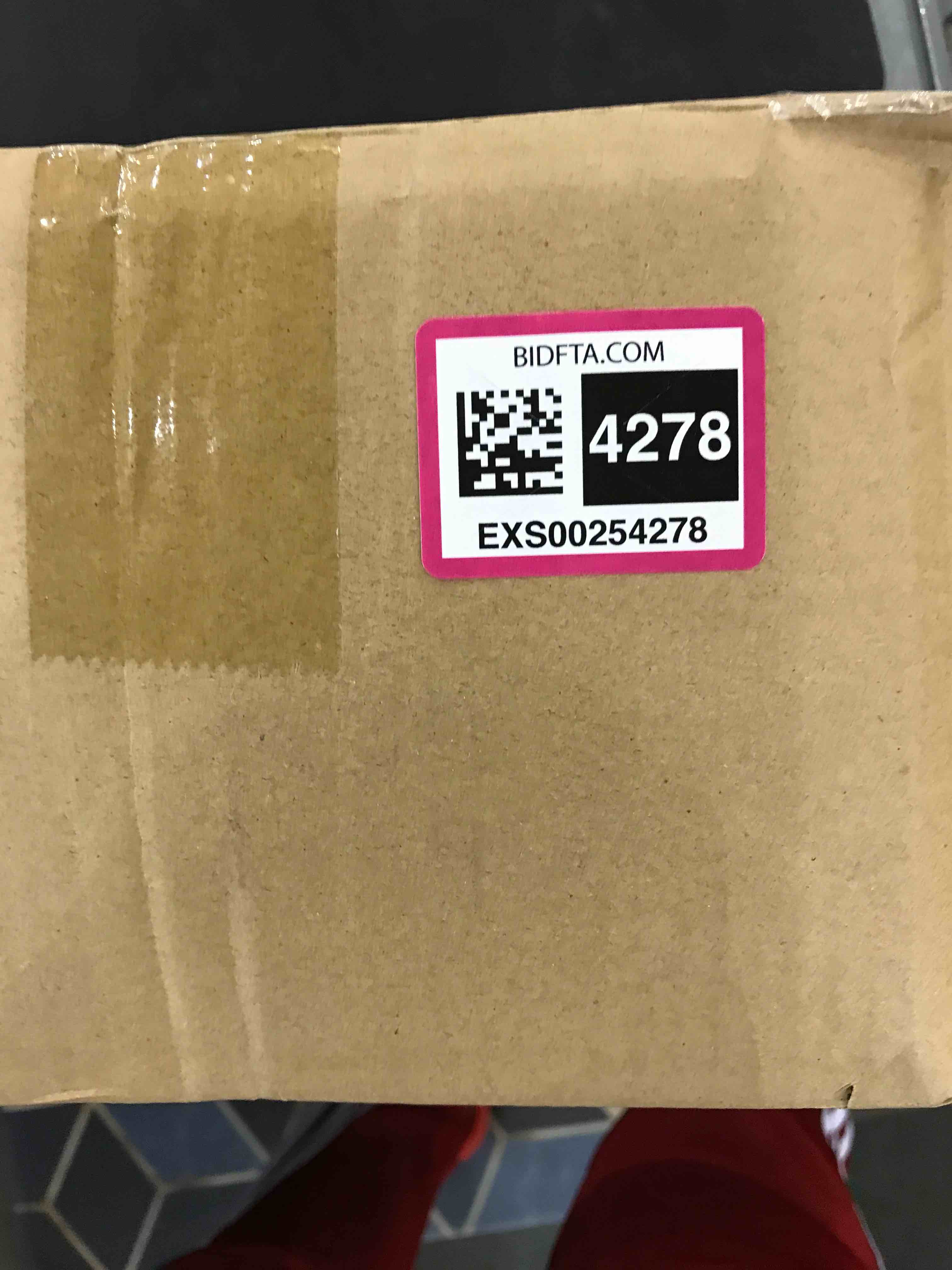 https://s3.amazonaws.com/lotting-images-prod/bidfta/EXS00254278_1684754224180.jpeg