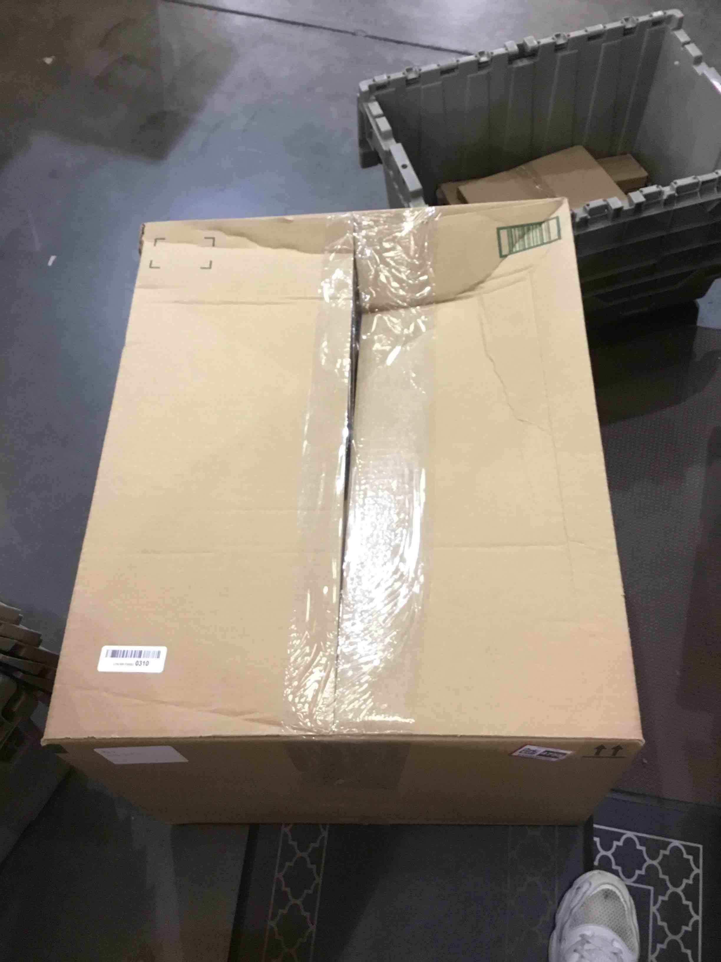 https://s3.amazonaws.com/lotting-images-prod/bidfta/EXS00254755_1686145010652.jpeg