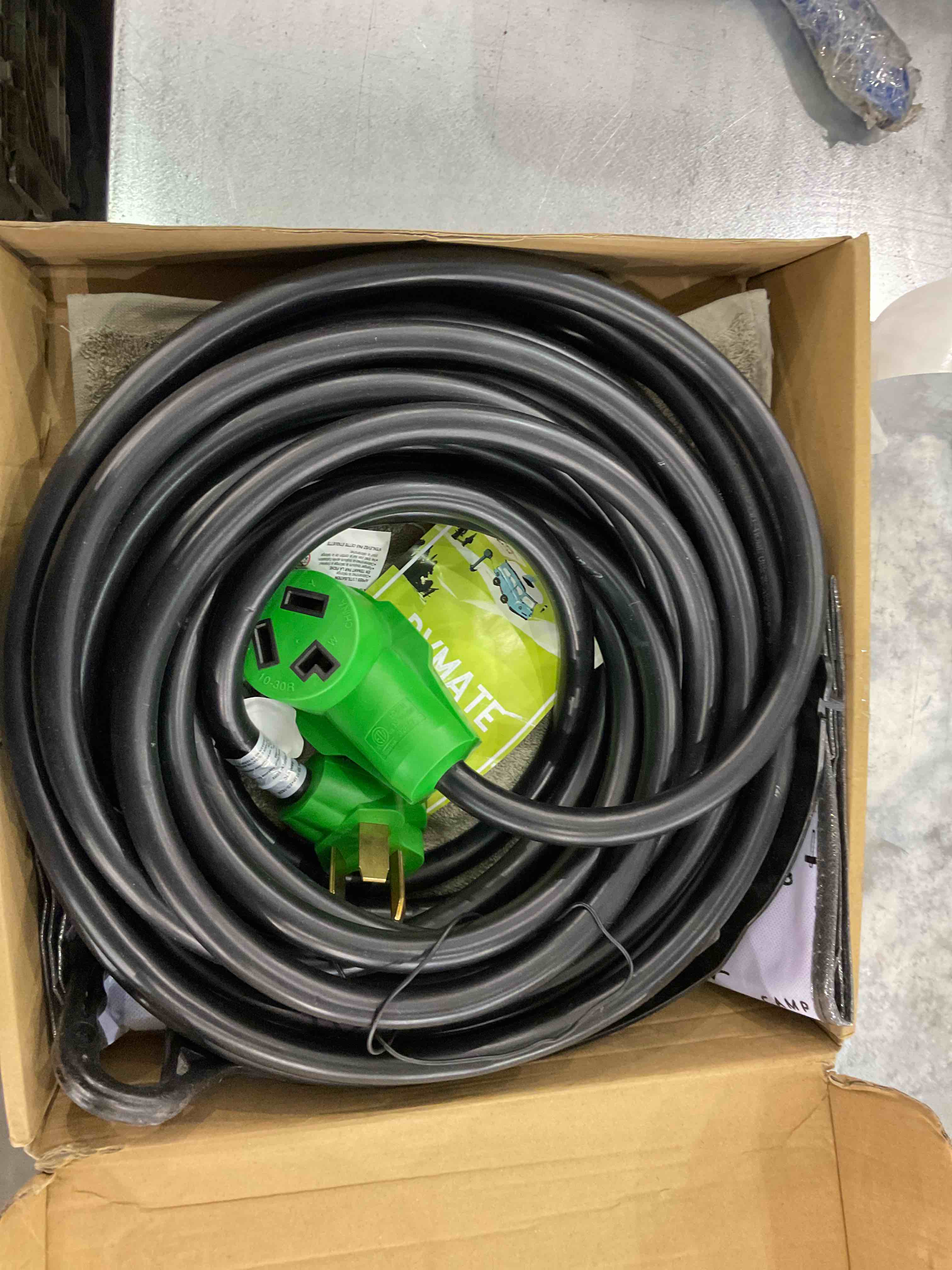 https://s3.amazonaws.com/lotting-images-prod/bidfta/EXS00255066_1685446195410.jpeg