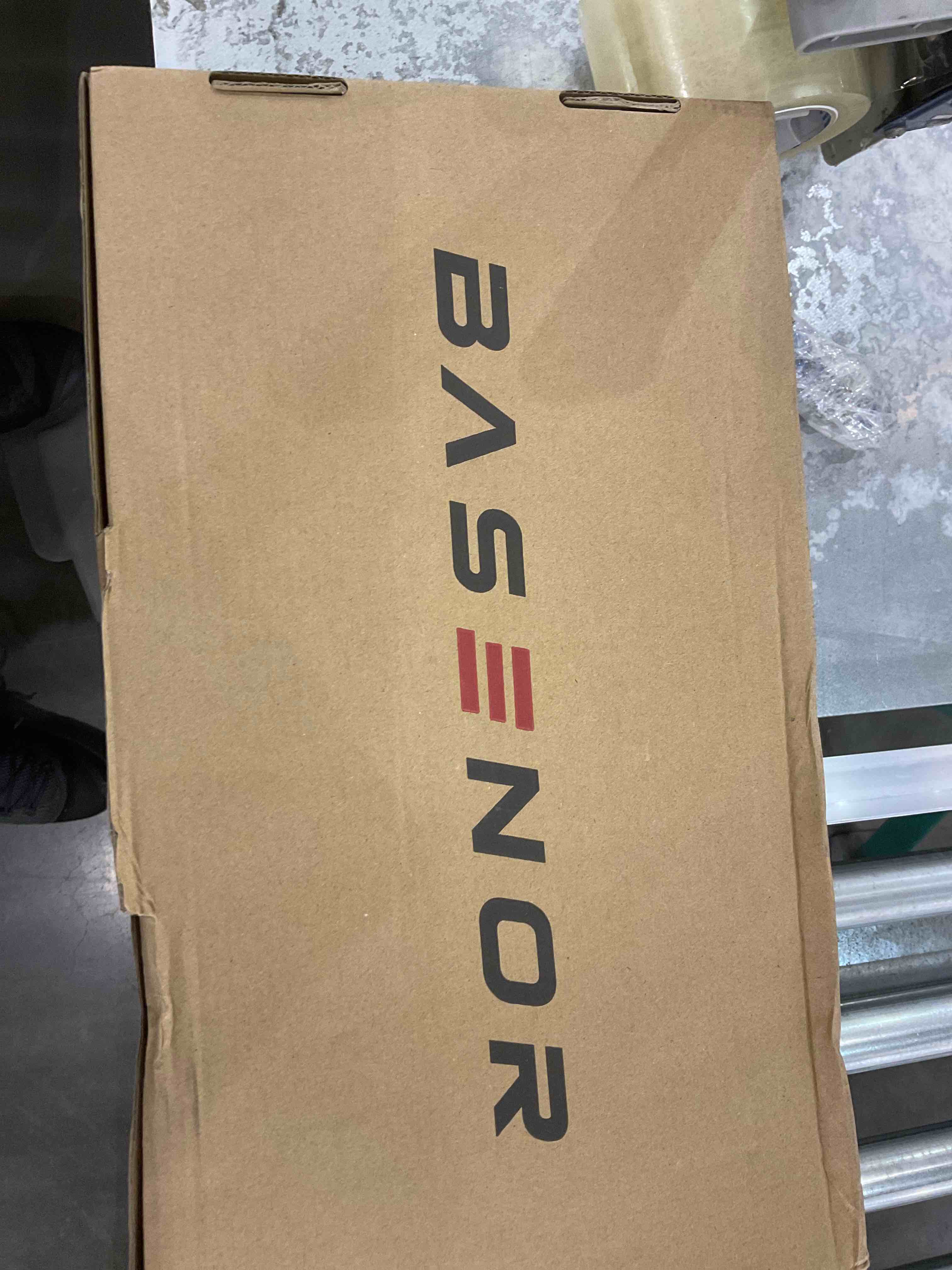 https://s3.amazonaws.com/lotting-images-prod/bidfta/EXS00255500_1686141920913.jpeg