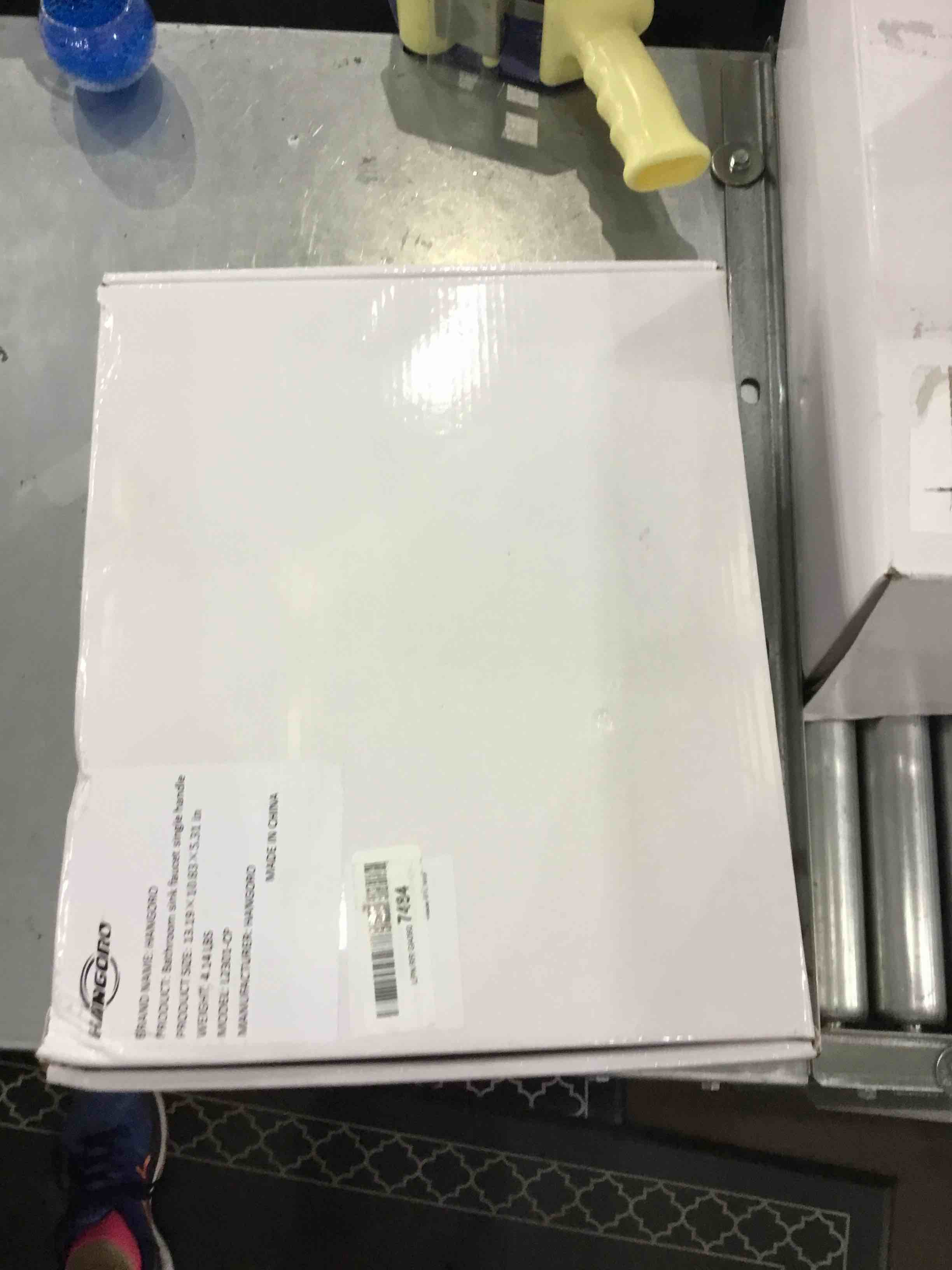 https://s3.amazonaws.com/lotting-images-prod/bidfta/EXS00255554_1684497667689.jpeg