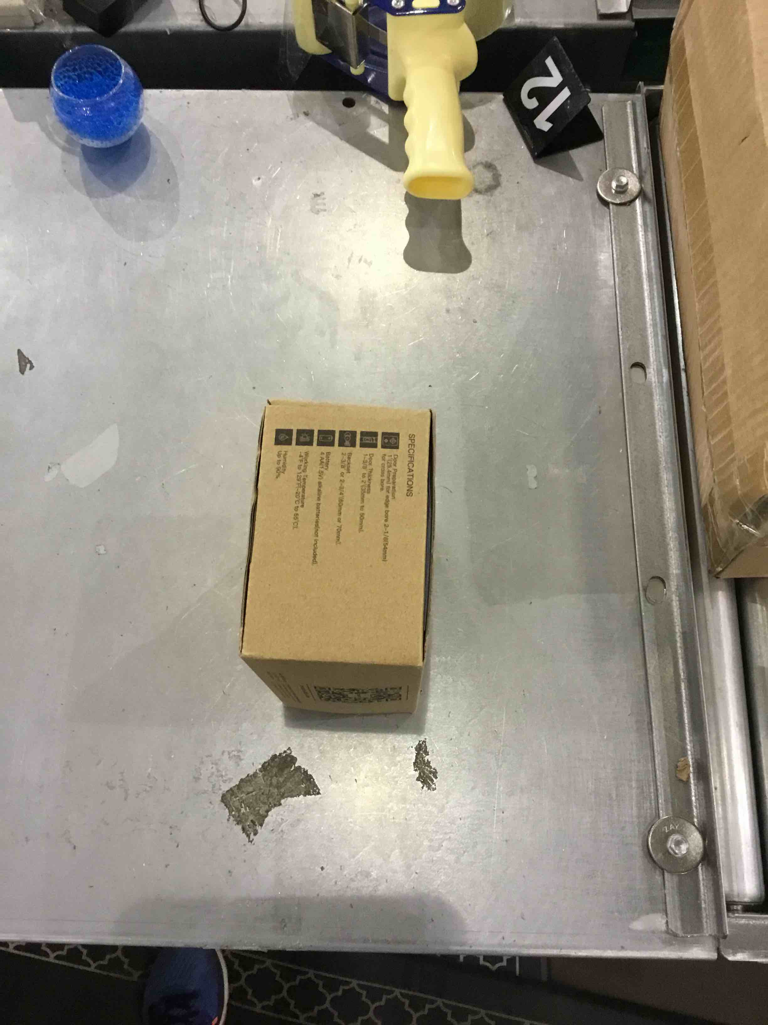 https://s3.amazonaws.com/lotting-images-prod/bidfta/EXS00255558_1684498789740.jpeg