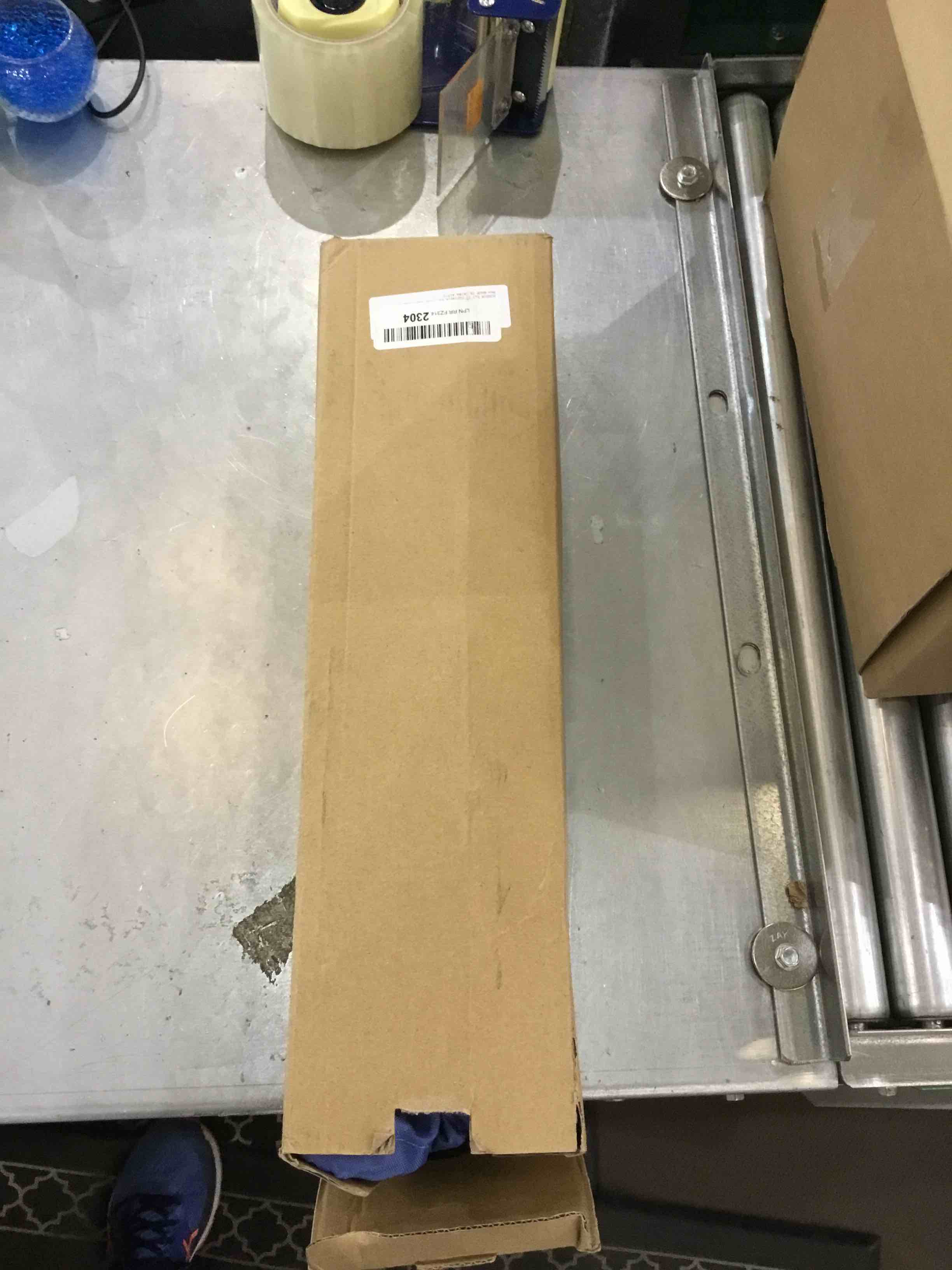 https://s3.amazonaws.com/lotting-images-prod/bidfta/EXS00255588_1684505313165.jpeg