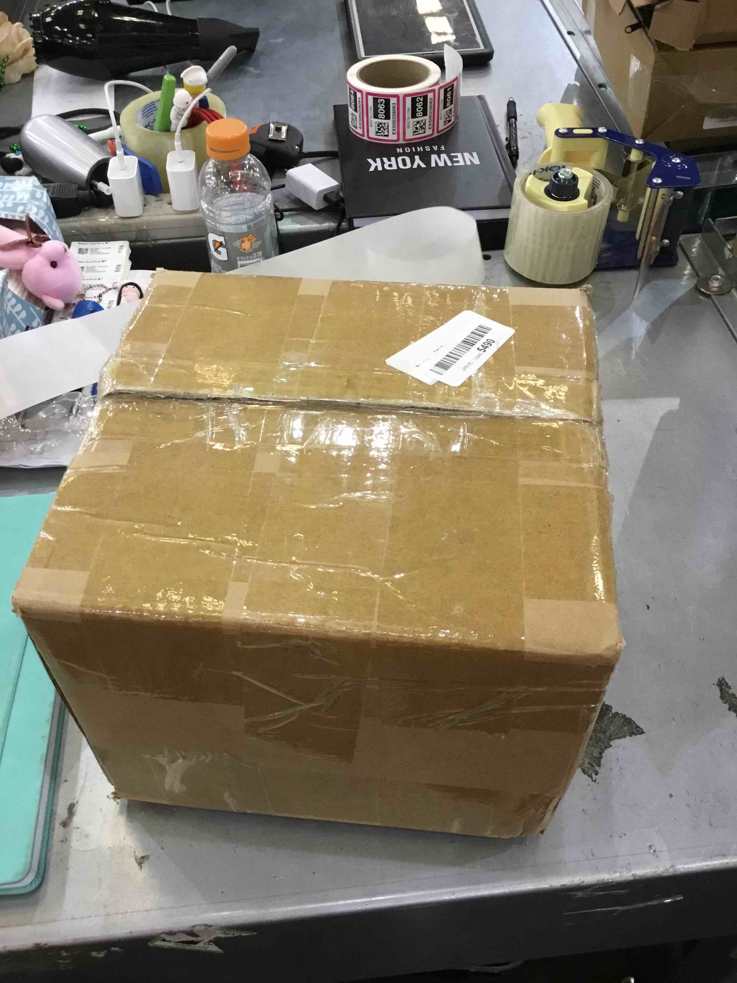 https://s3.amazonaws.com/lotting-images-prod/bidfta/EXS00255648_1684515606590.jpeg