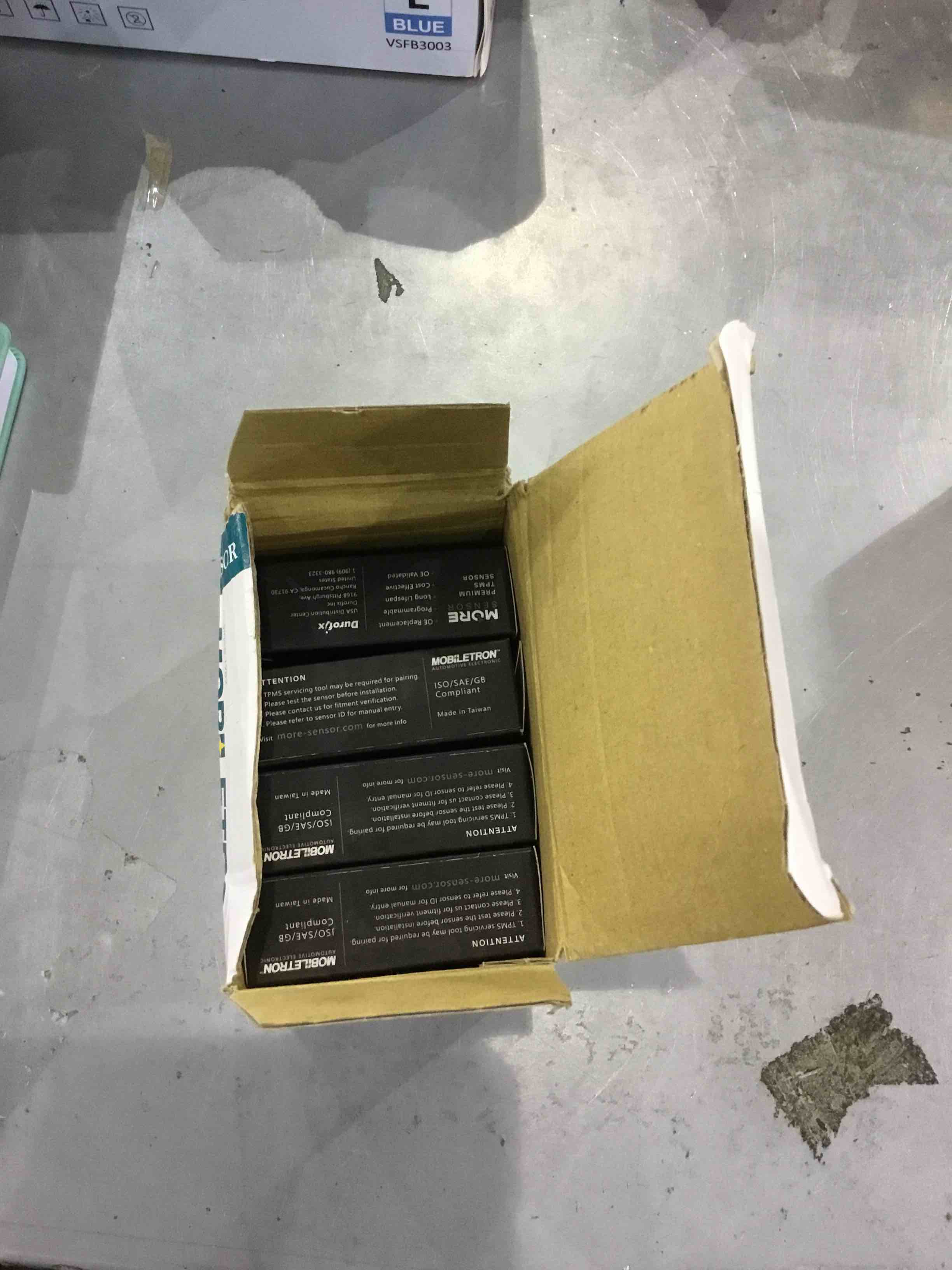 https://s3.amazonaws.com/lotting-images-prod/bidfta/EXS00255680_1684840441821.jpeg