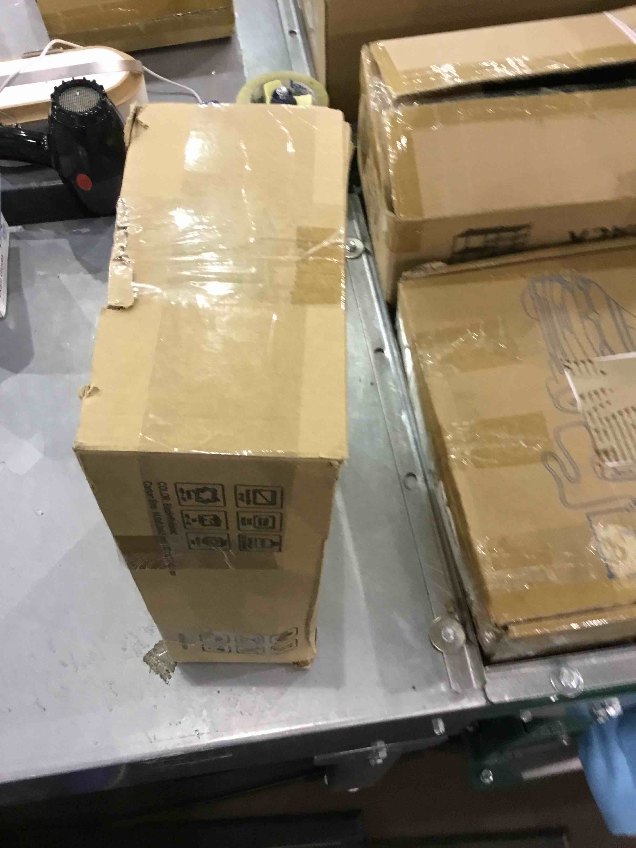 https://s3.amazonaws.com/lotting-images-prod/bidfta/EXS00255685_1684841093689.jpeg