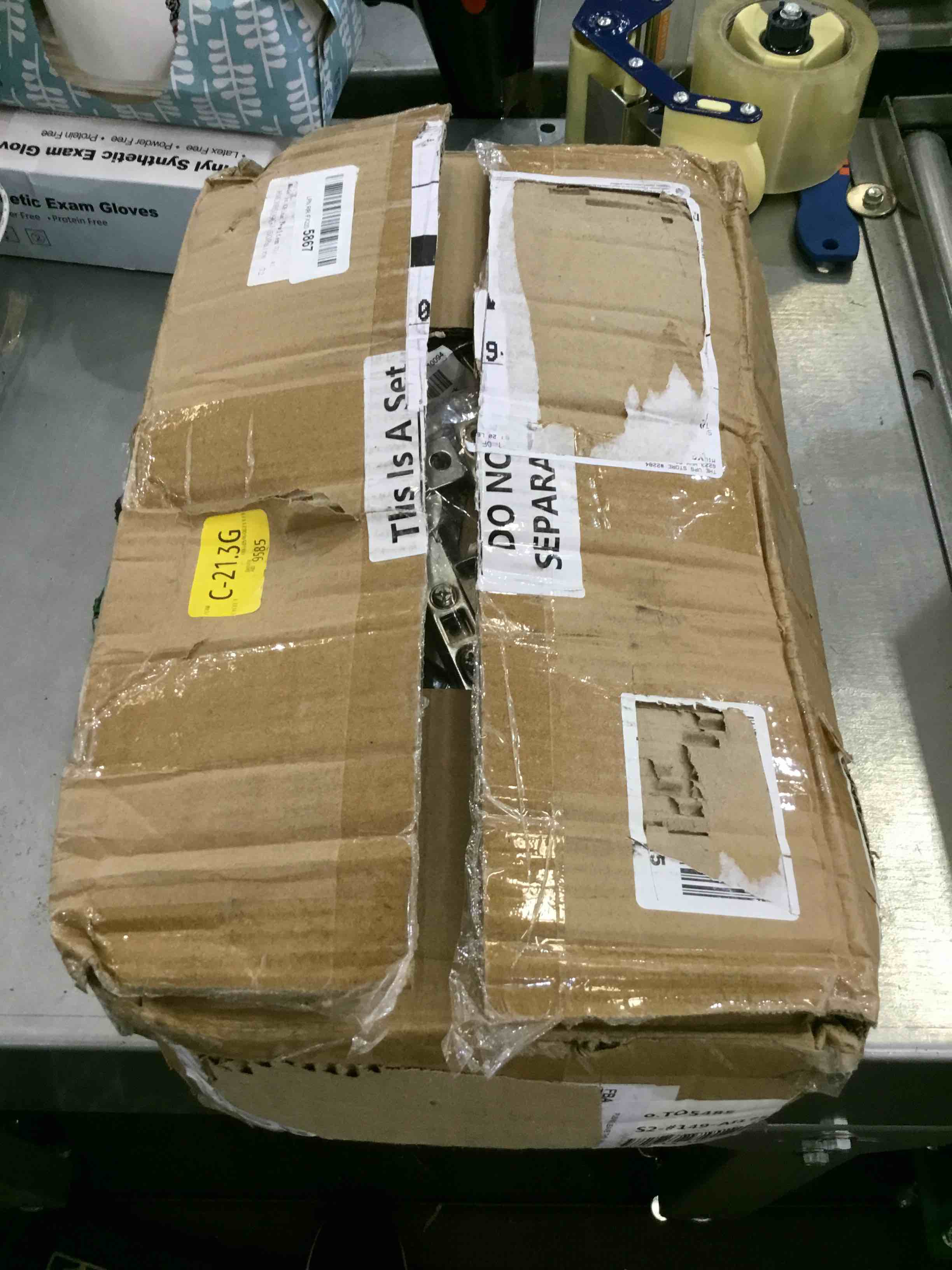 https://s3.amazonaws.com/lotting-images-prod/bidfta/EXS00255928_1685126476490.jpeg
