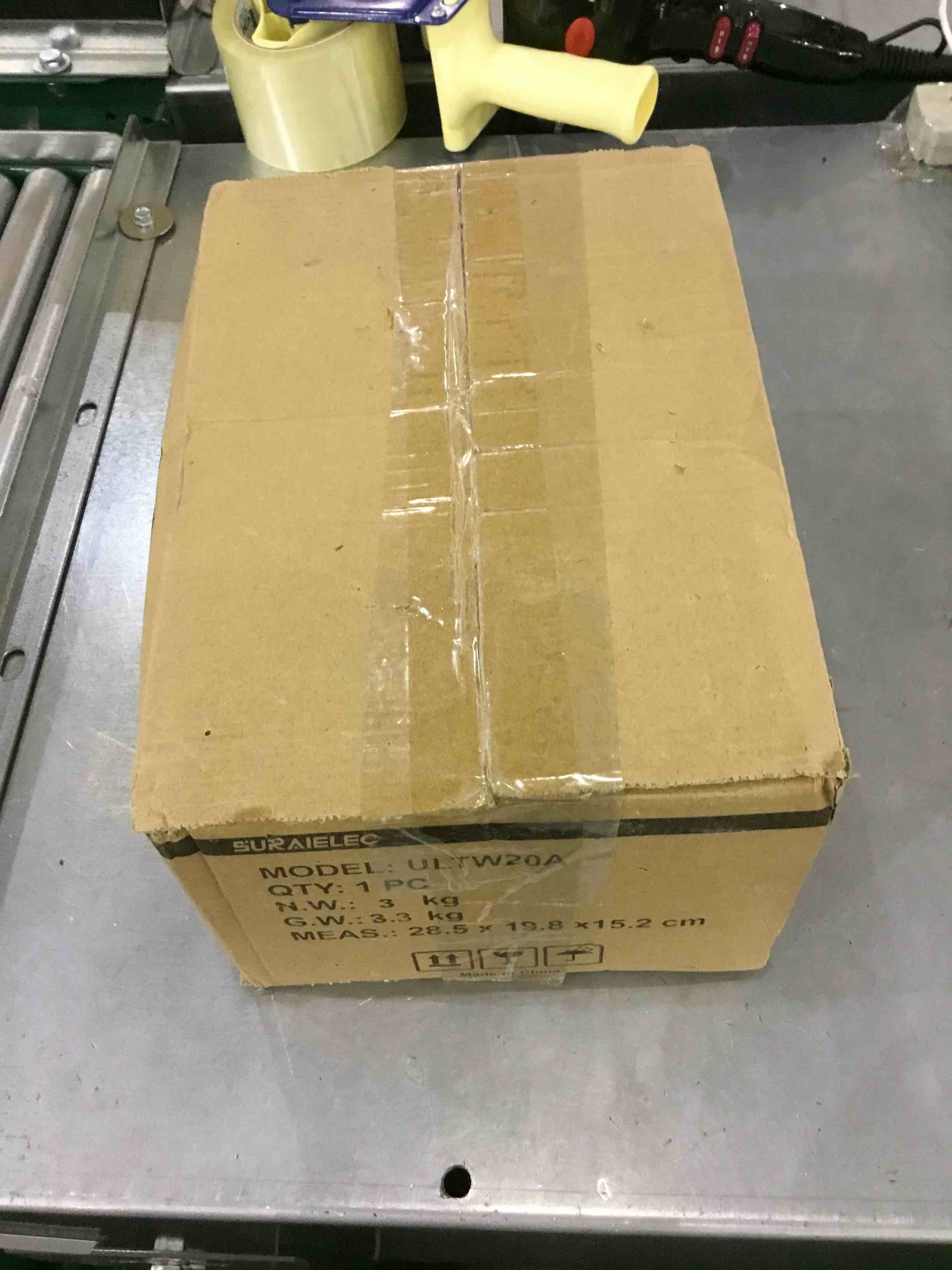 https://s3.amazonaws.com/lotting-images-prod/bidfta/EXS00255939_1685446027354.jpeg