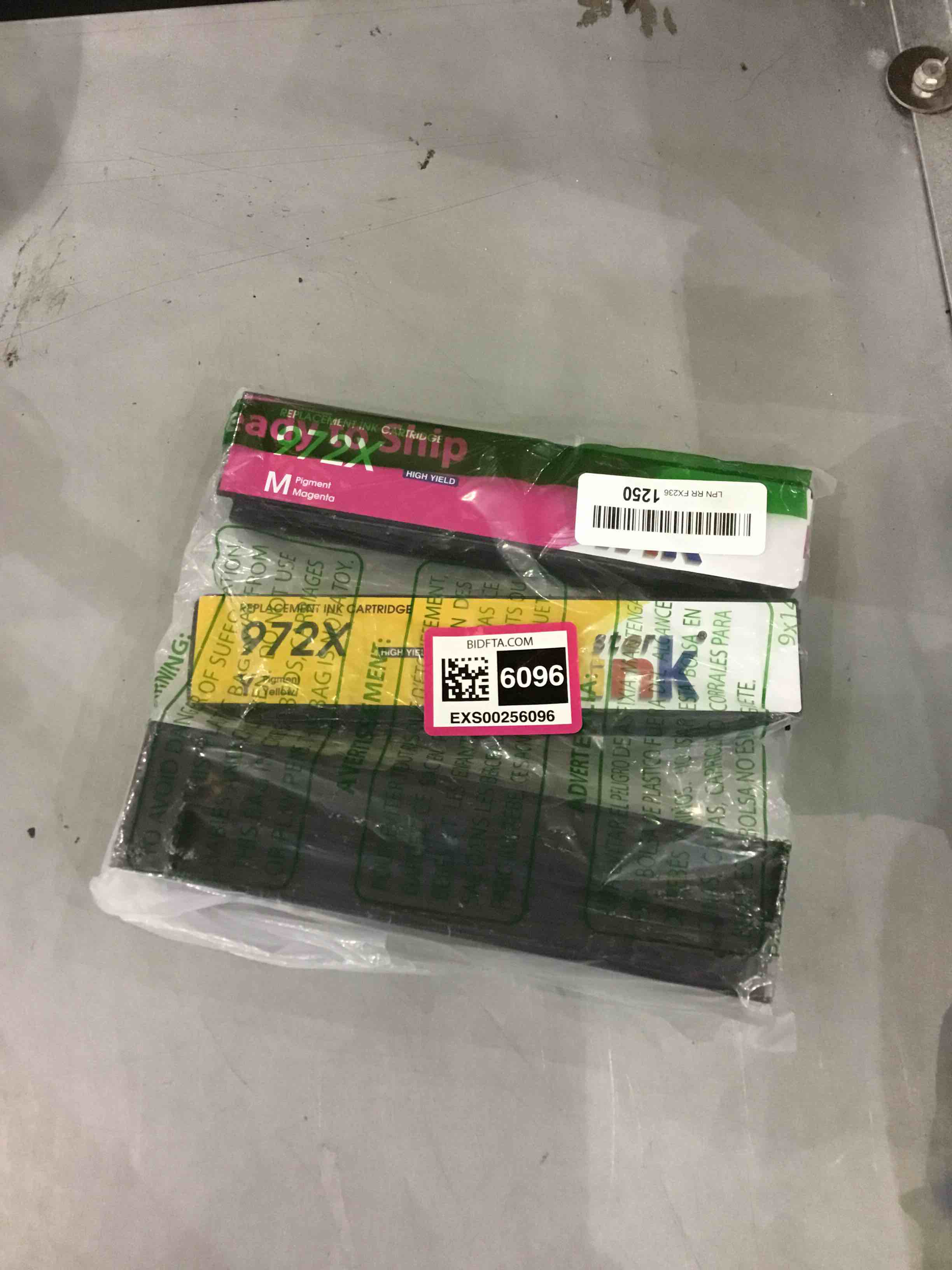 https://s3.amazonaws.com/lotting-images-prod/bidfta/EXS00256096_1684499467269.jpeg