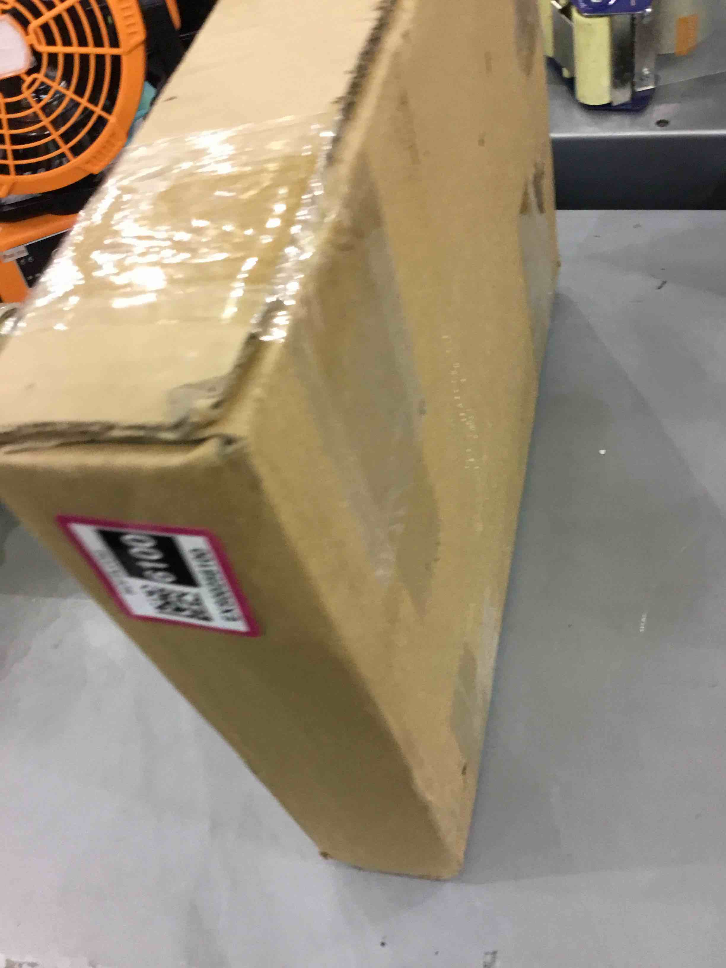 https://s3.amazonaws.com/lotting-images-prod/bidfta/EXS00256100_1684499885750.jpeg