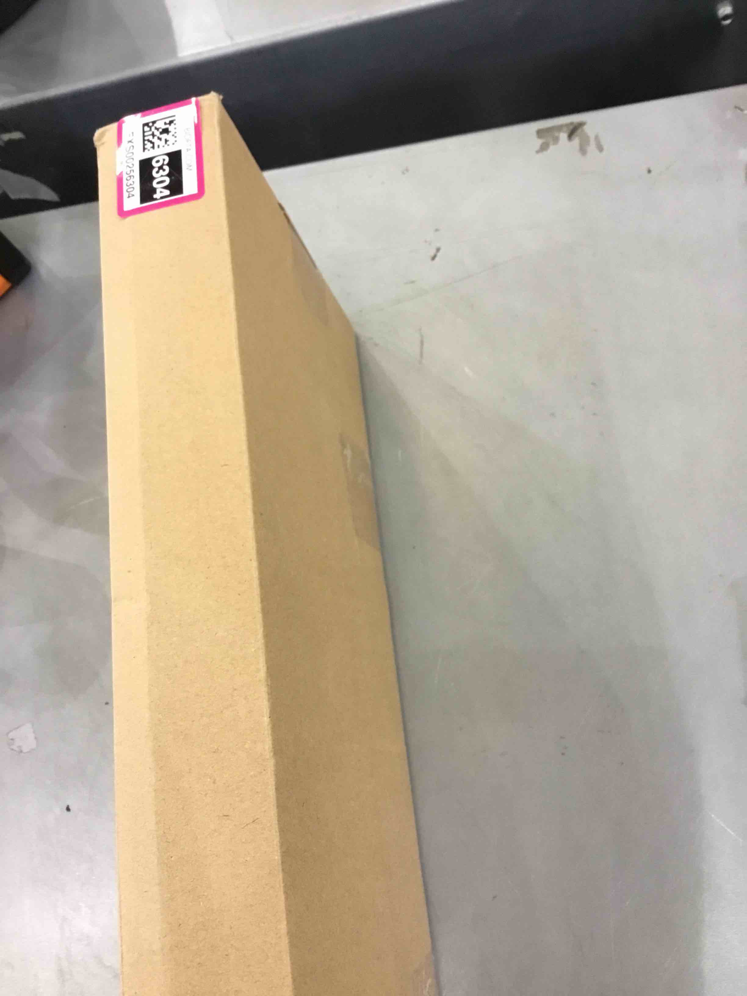 https://s3.amazonaws.com/lotting-images-prod/bidfta/EXS00256304_1684863781998.jpeg